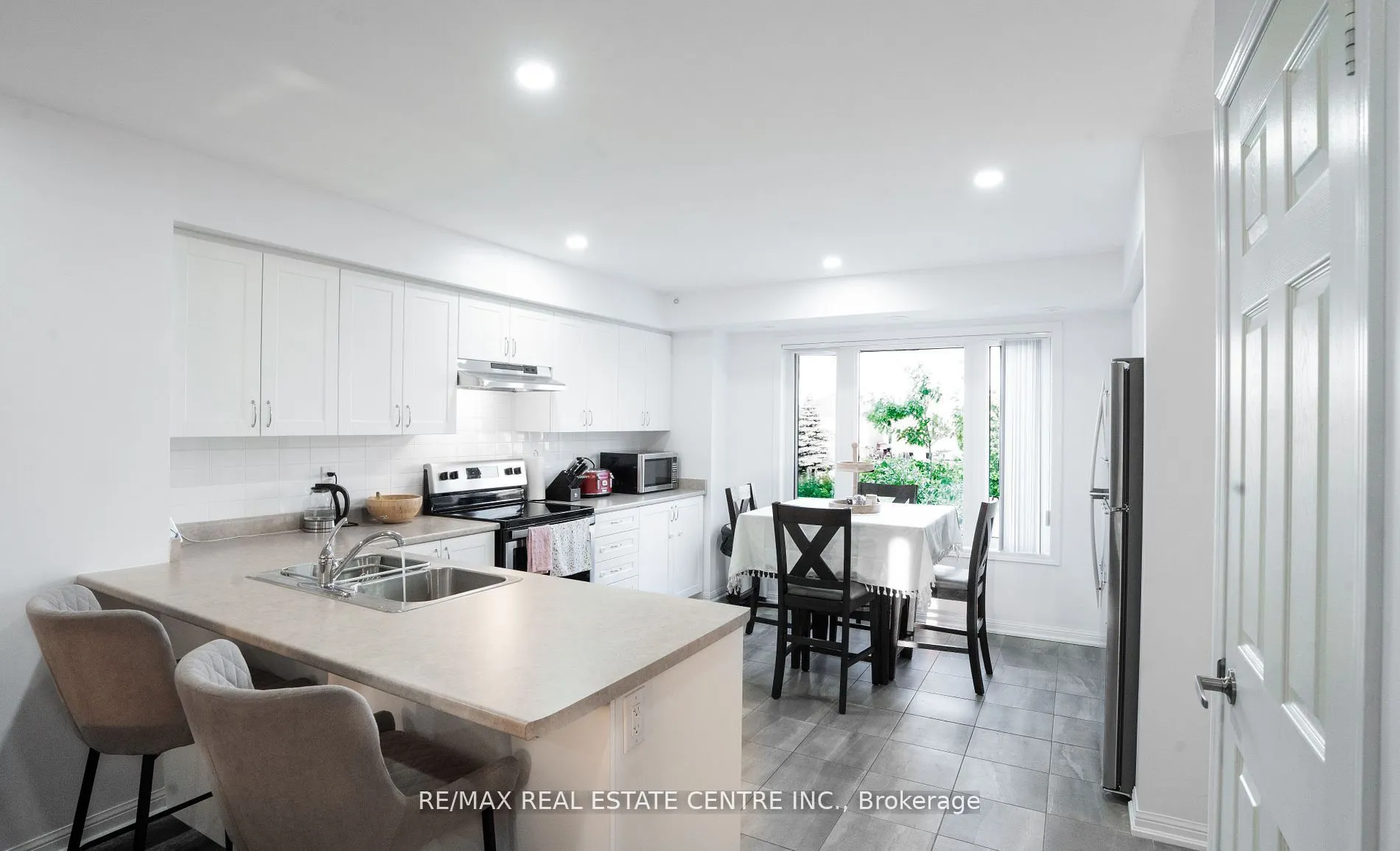 250 Sunny Meadow Boulevard, #77