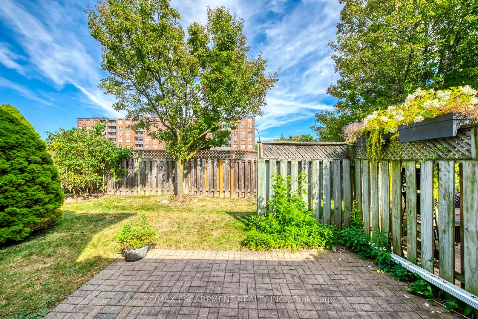 2435 Woodward Avenue, #15