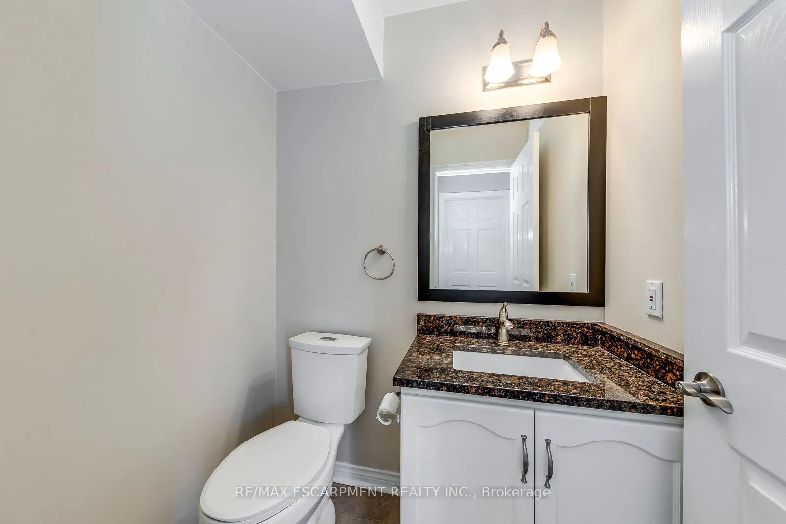 2435 Woodward Avenue, #15