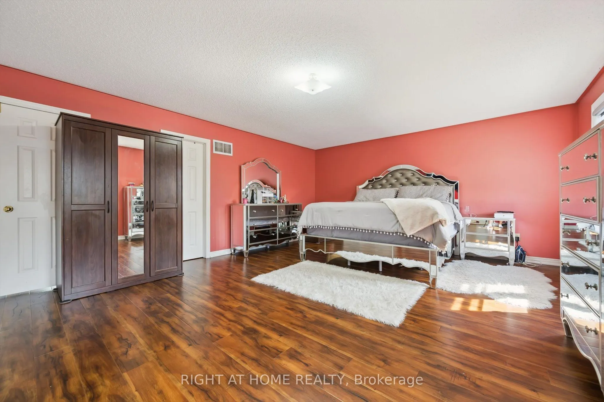 38 Cape Dorset Crescent