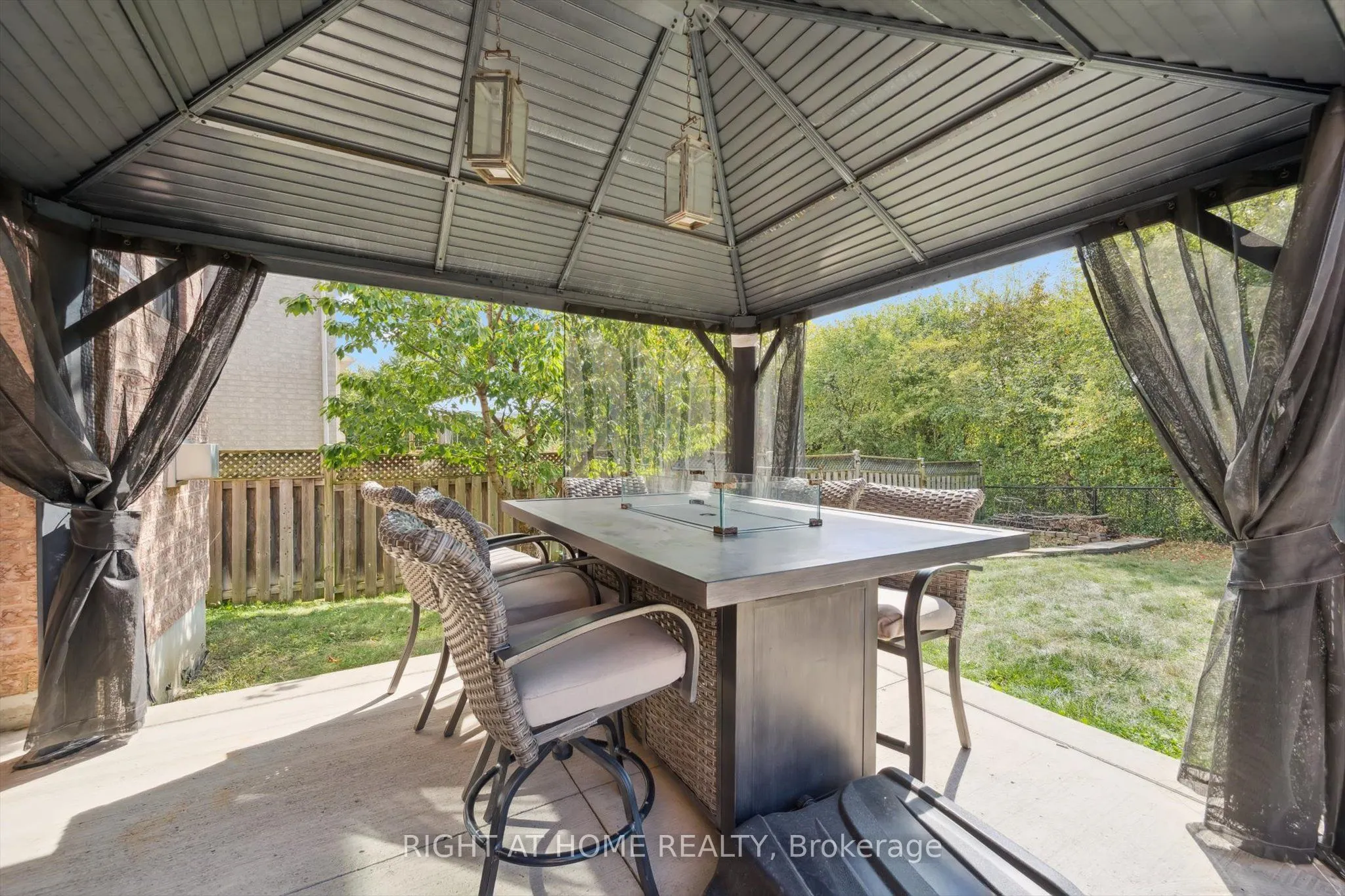 38 Cape Dorset Crescent