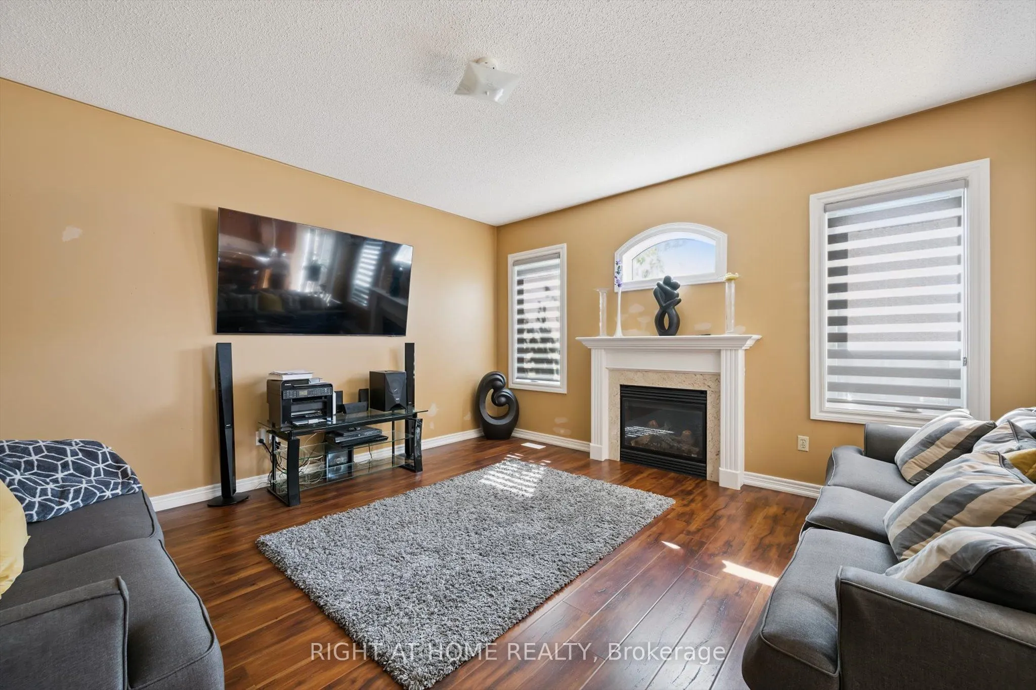 38 Cape Dorset Crescent