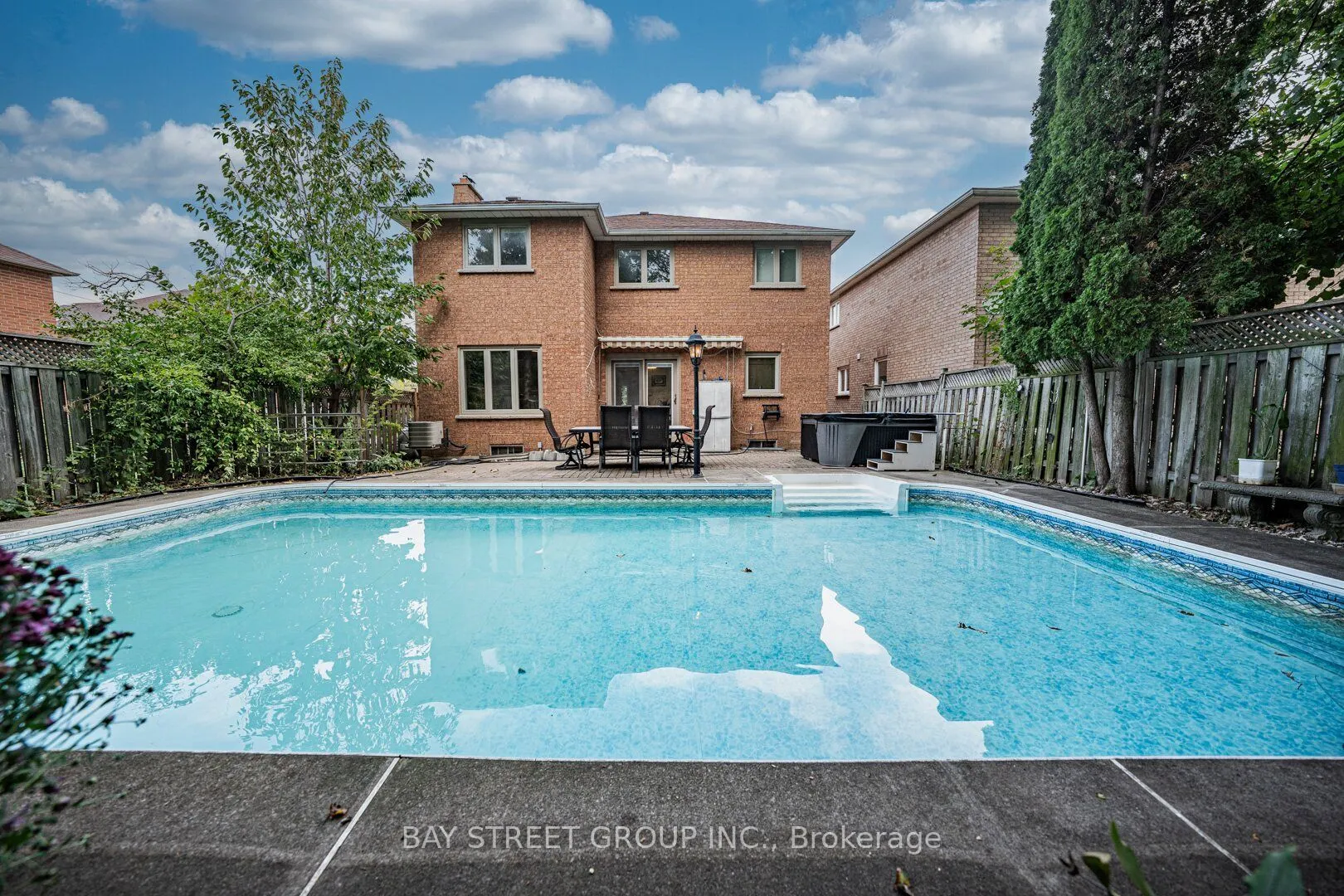 2524 Paula Court