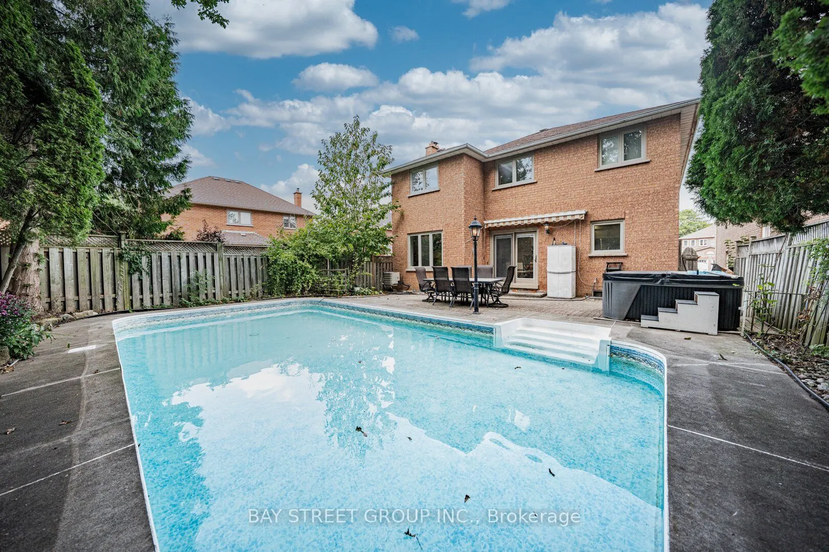 2524 Paula Court