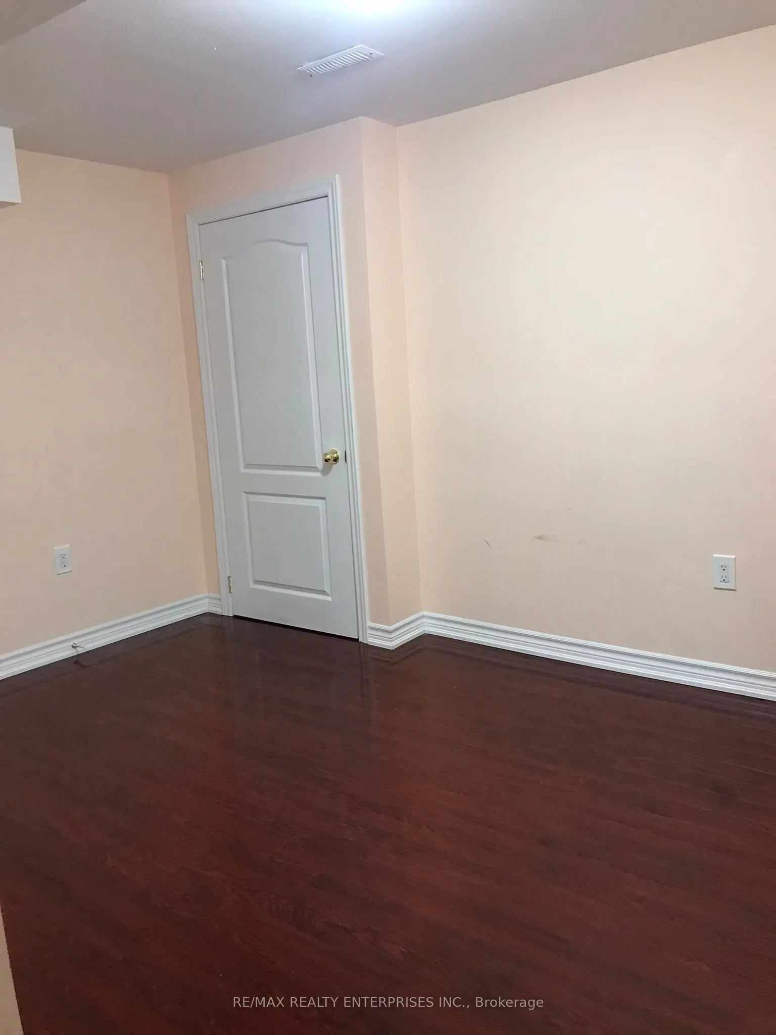 10 Chesterwood Crescent, #BSMT