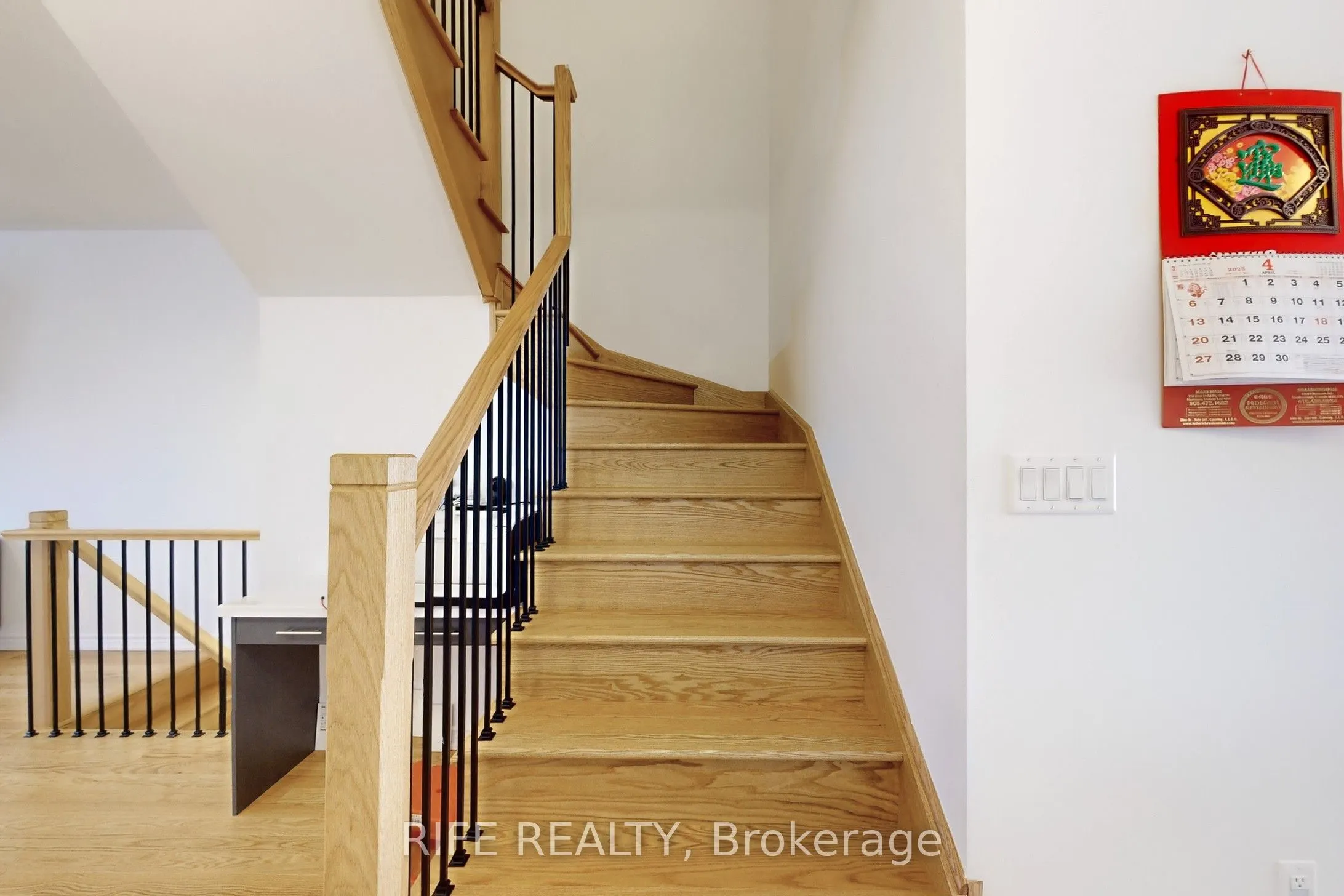 9 Bretlon Street