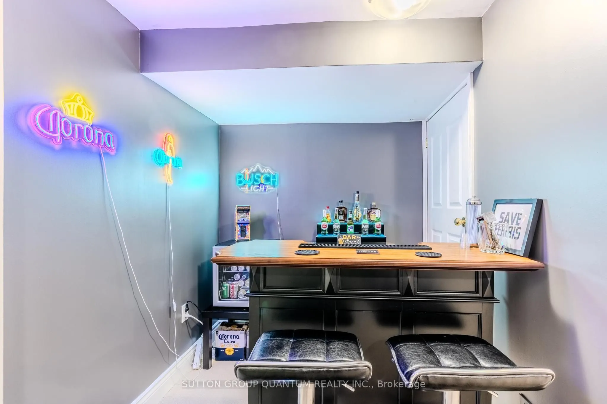 1237 Blackburn Drive