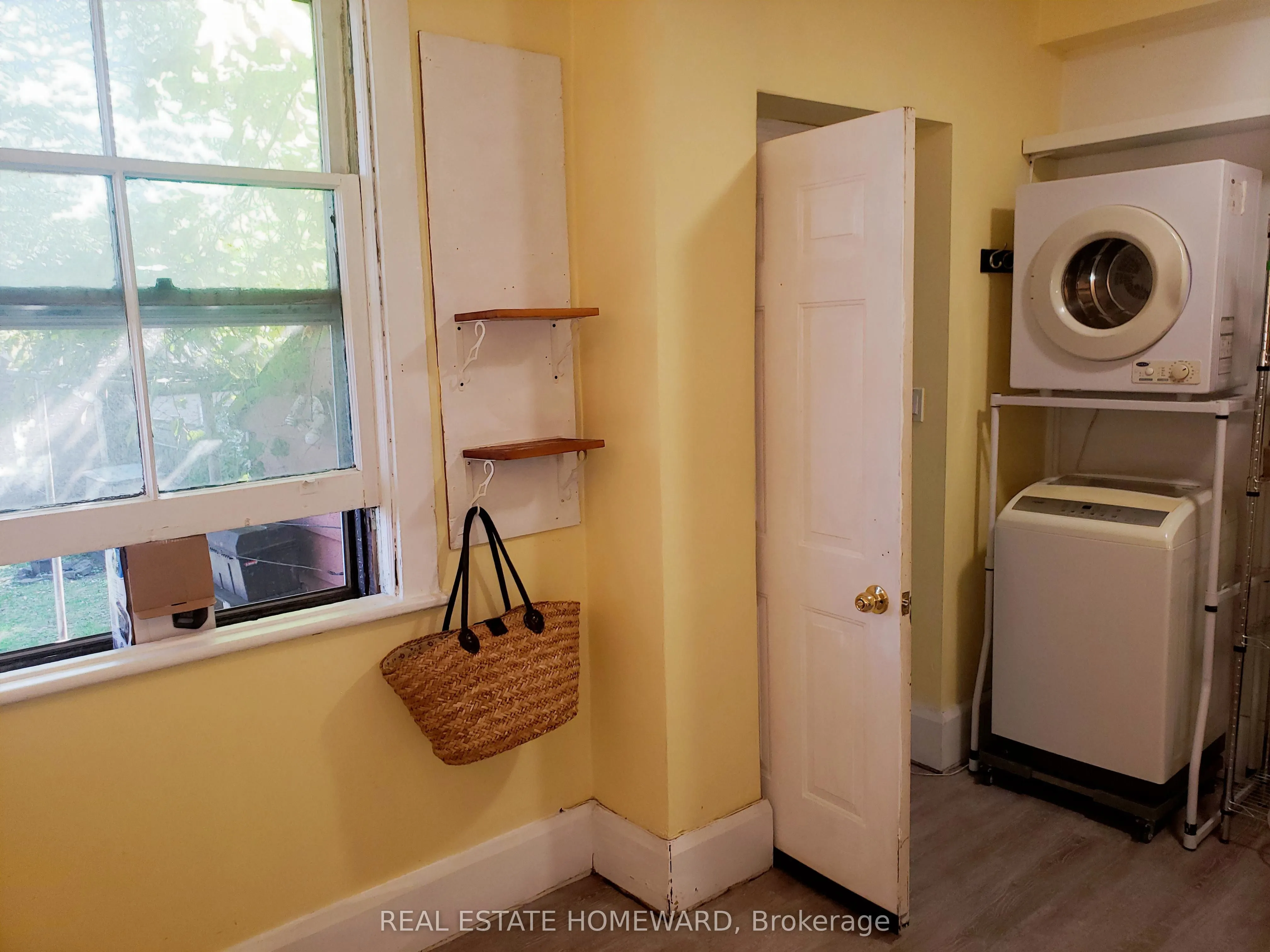 687 Dupont Street, #A - 1st Flr