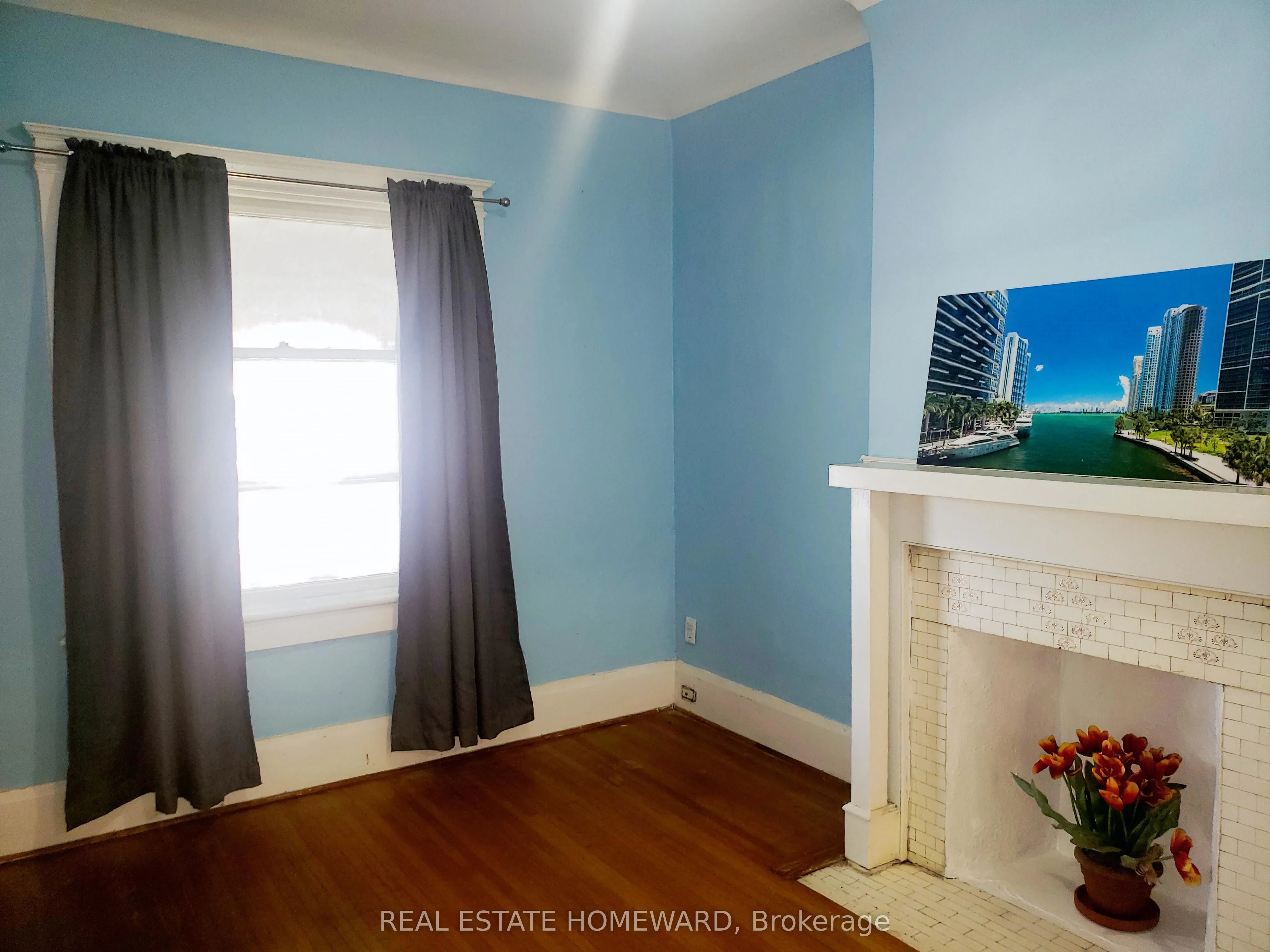 687 Dupont Street, #A - 1st Flr