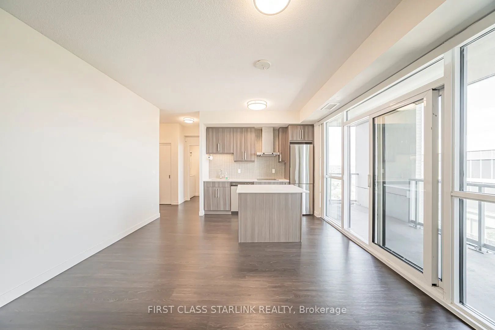 2087 Fairview Street, #2202