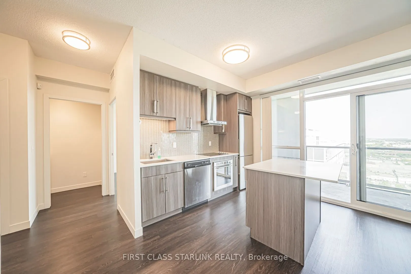 2087 Fairview Street, #2202