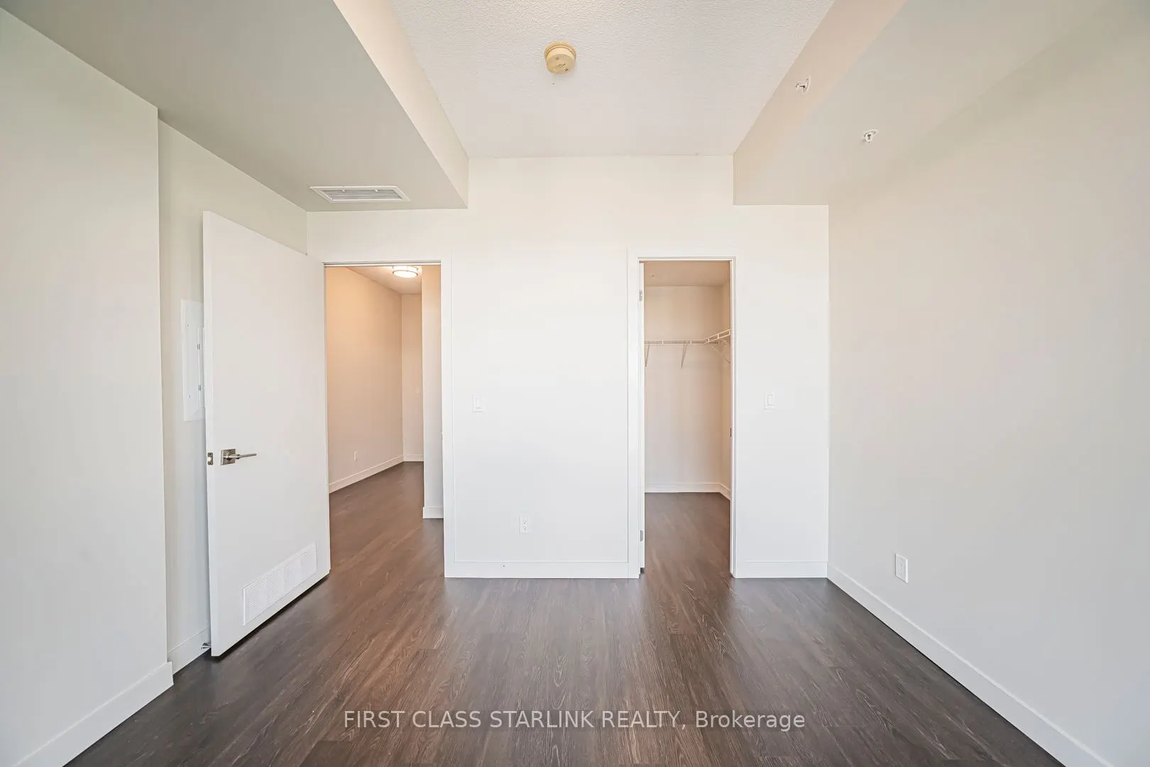 2087 Fairview Street, #2202