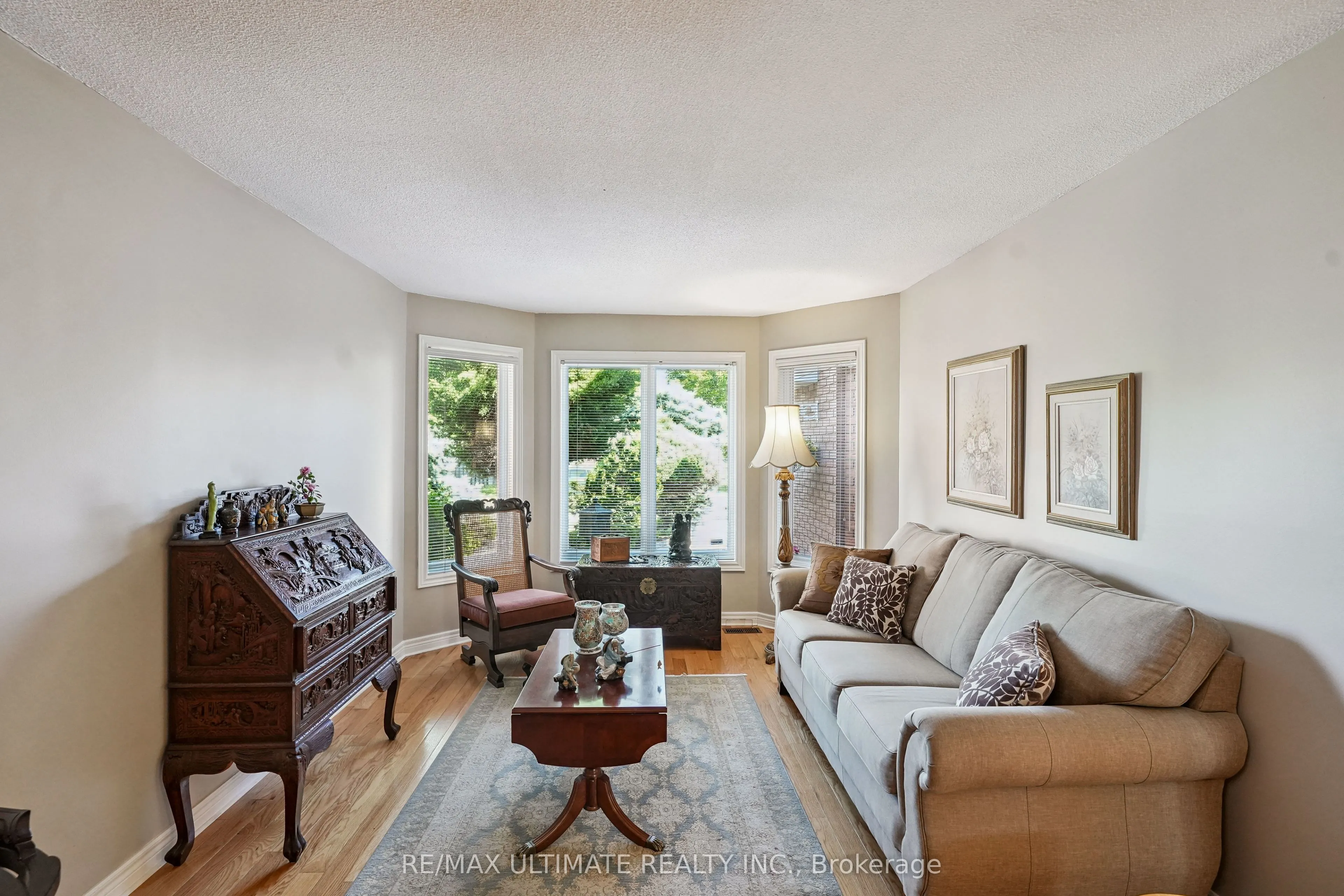 961 Focal Road