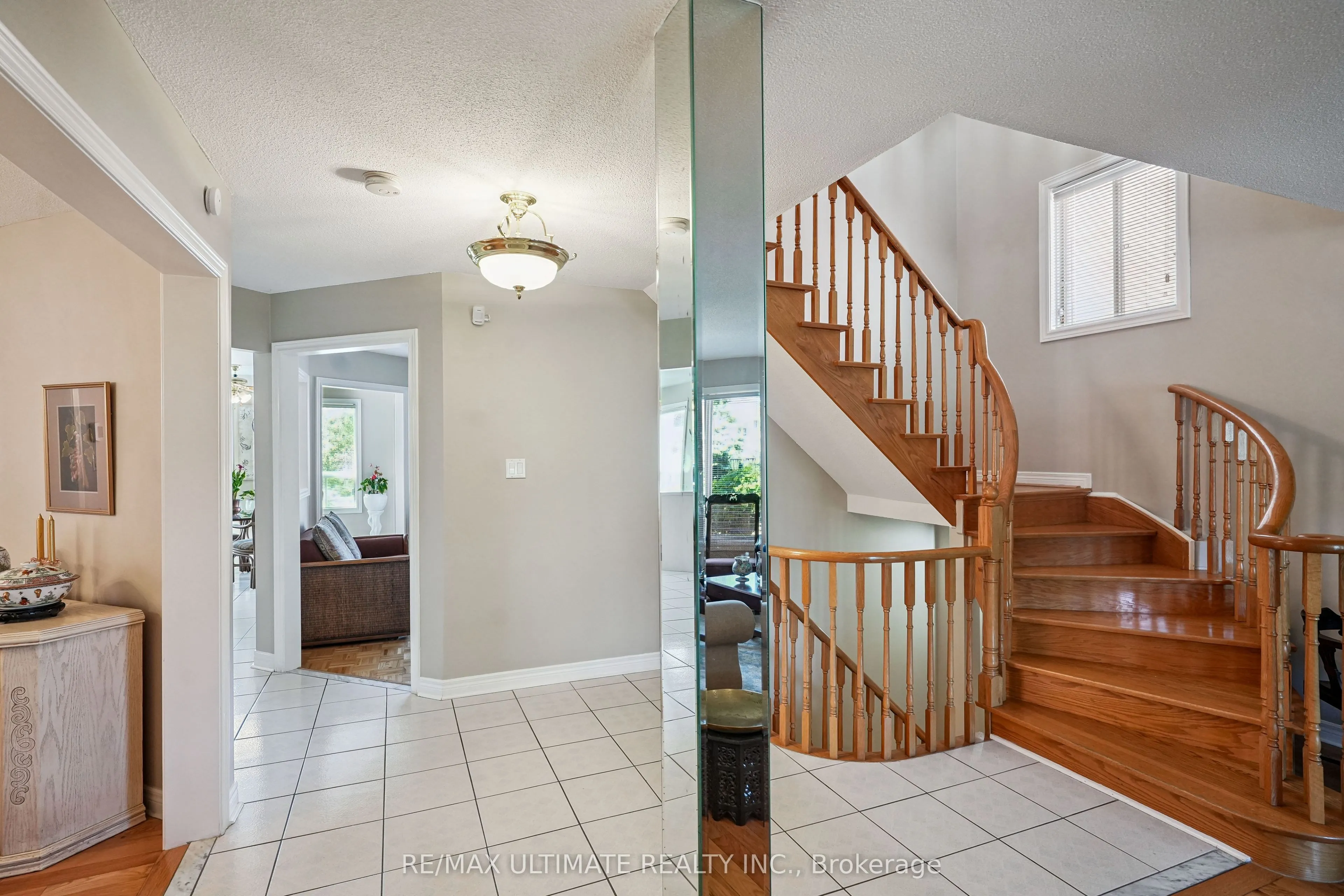 961 Focal Road