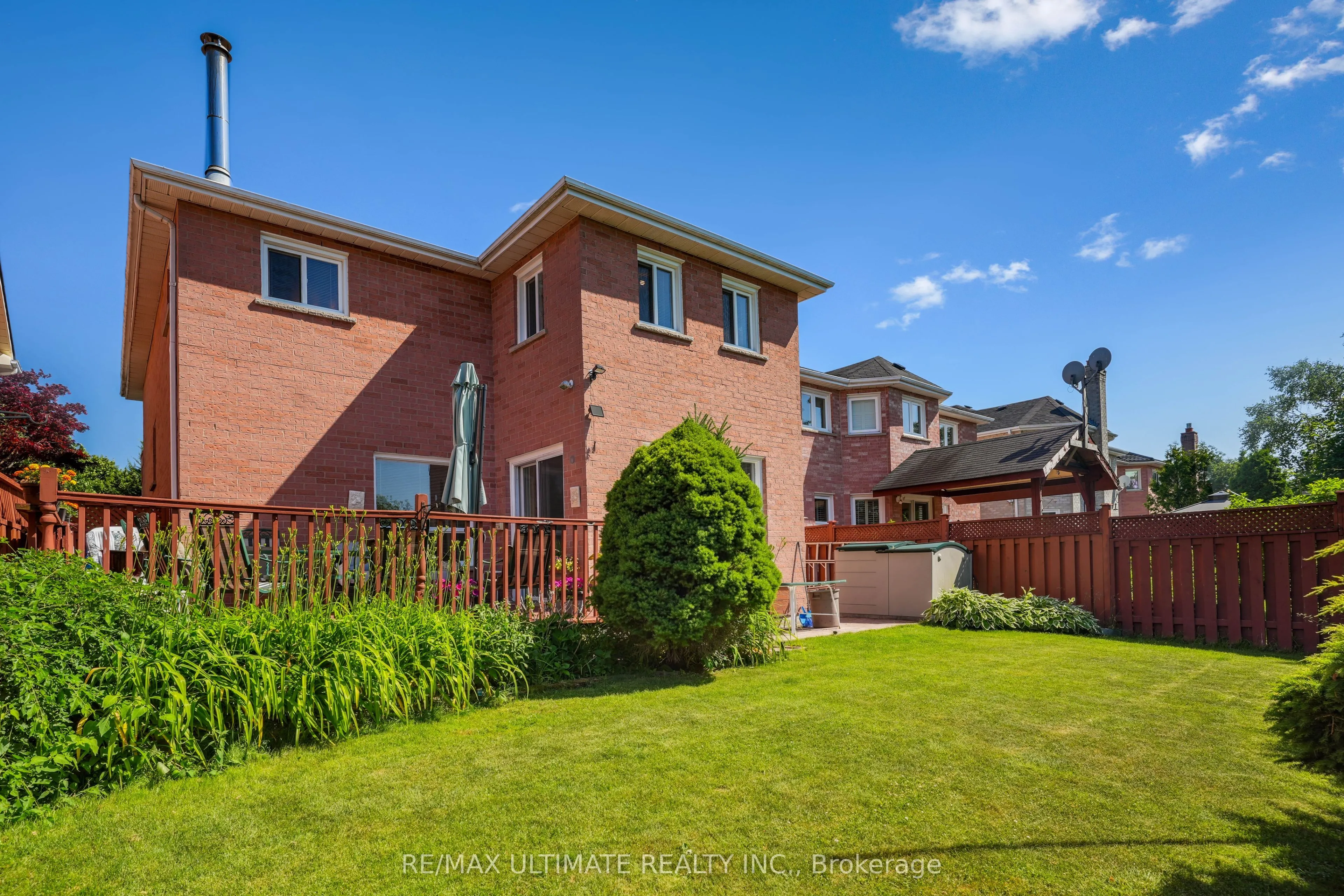 961 Focal Road