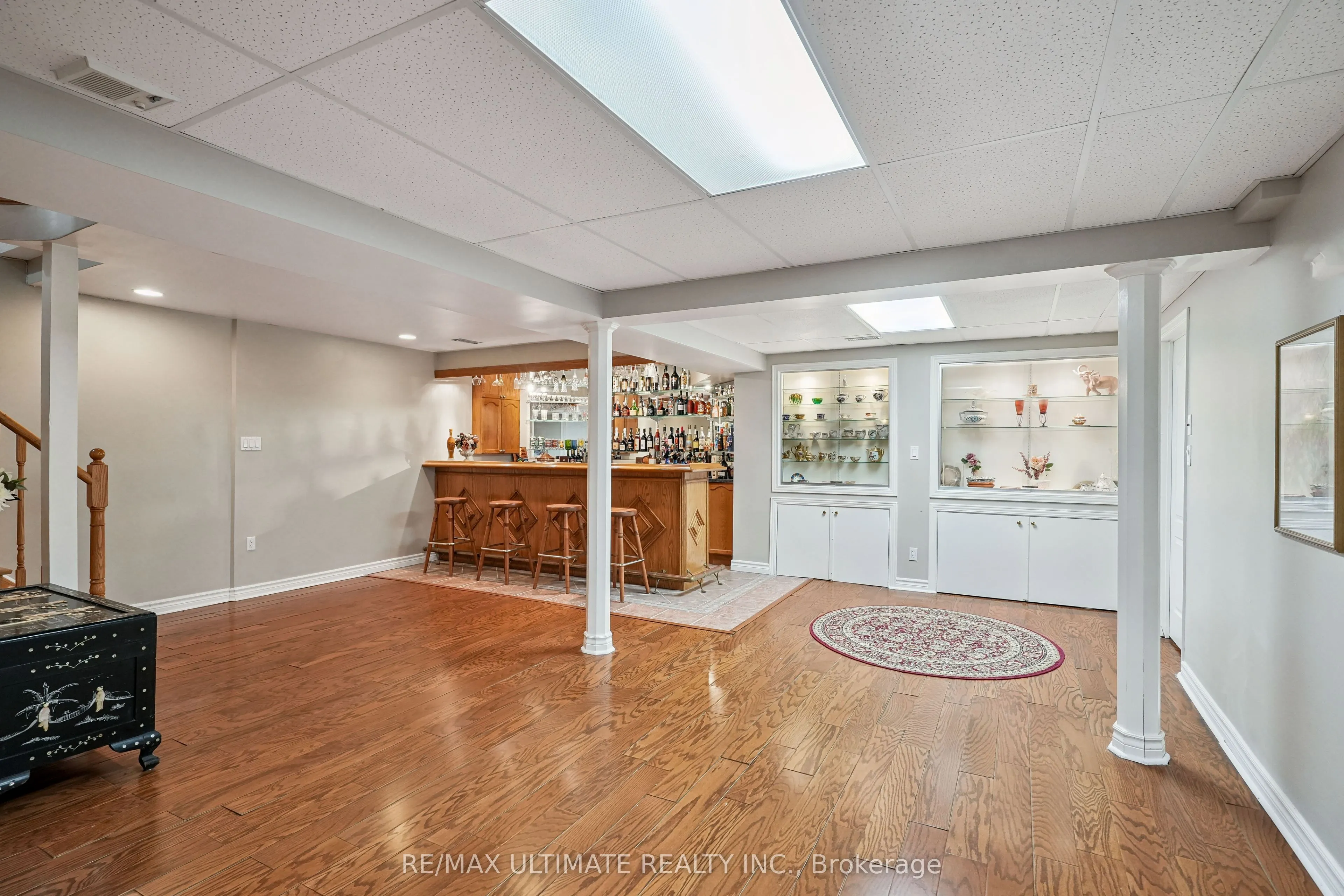 961 Focal Road