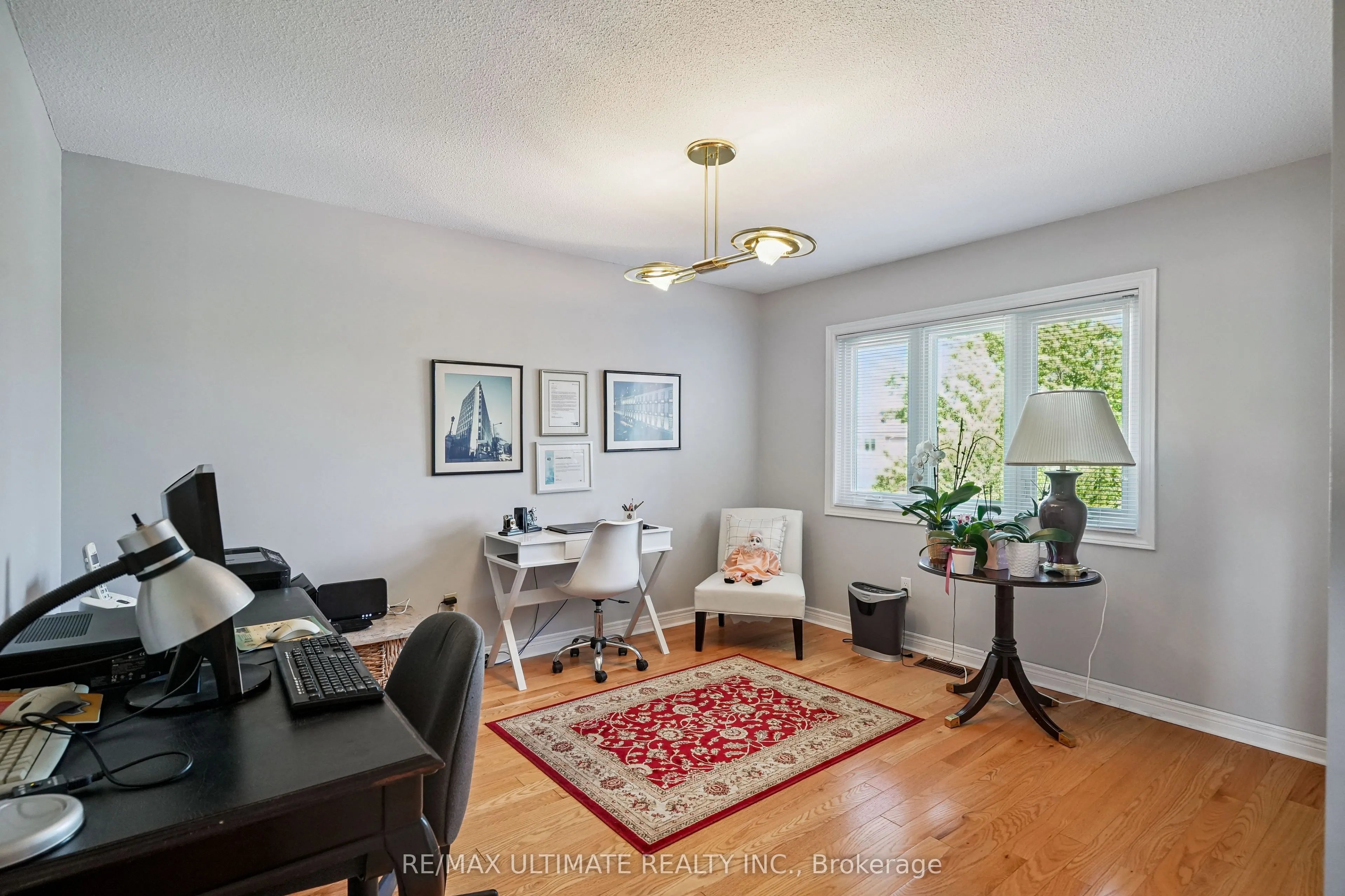 961 Focal Road