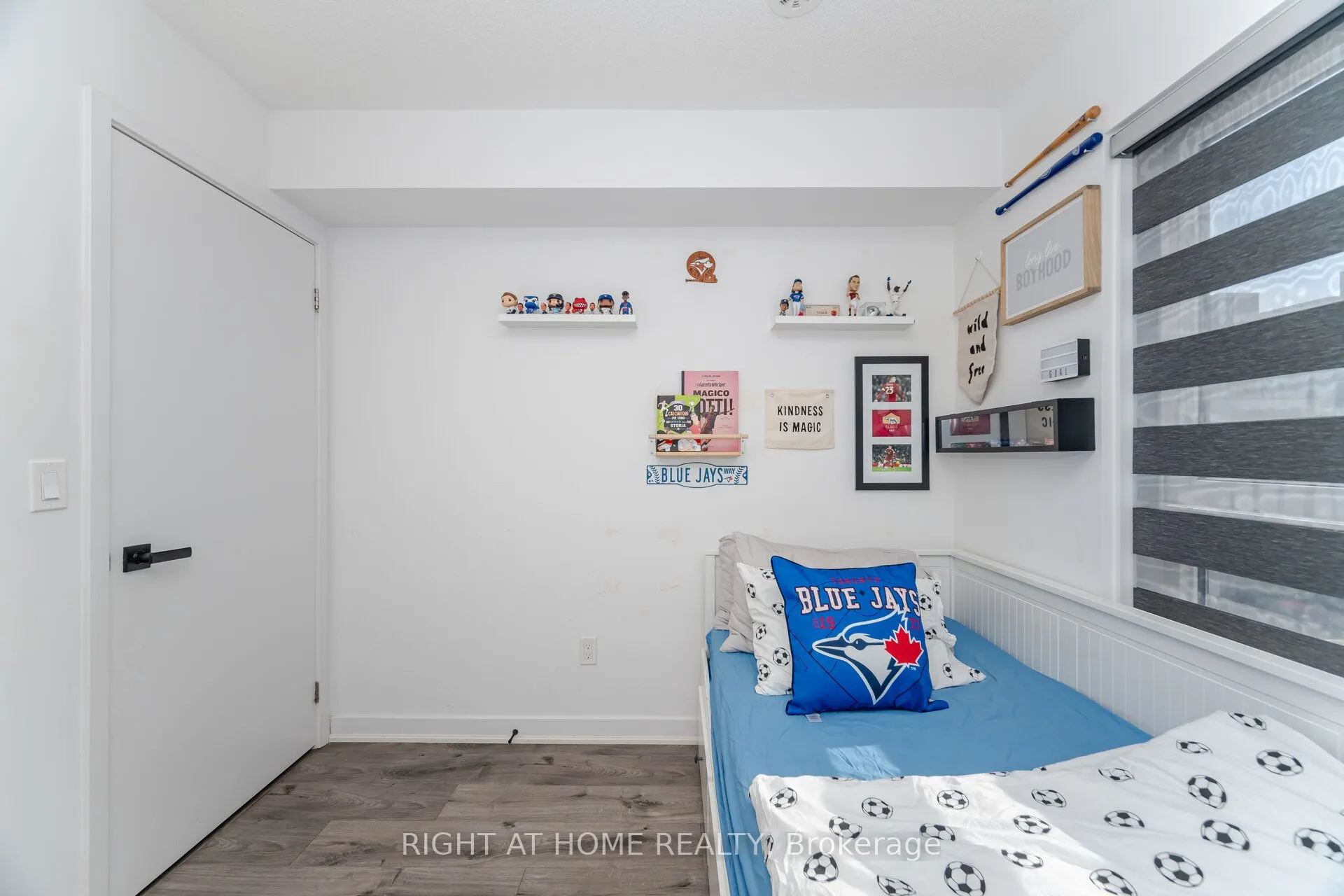 1121 Cooke Boulevard, #52