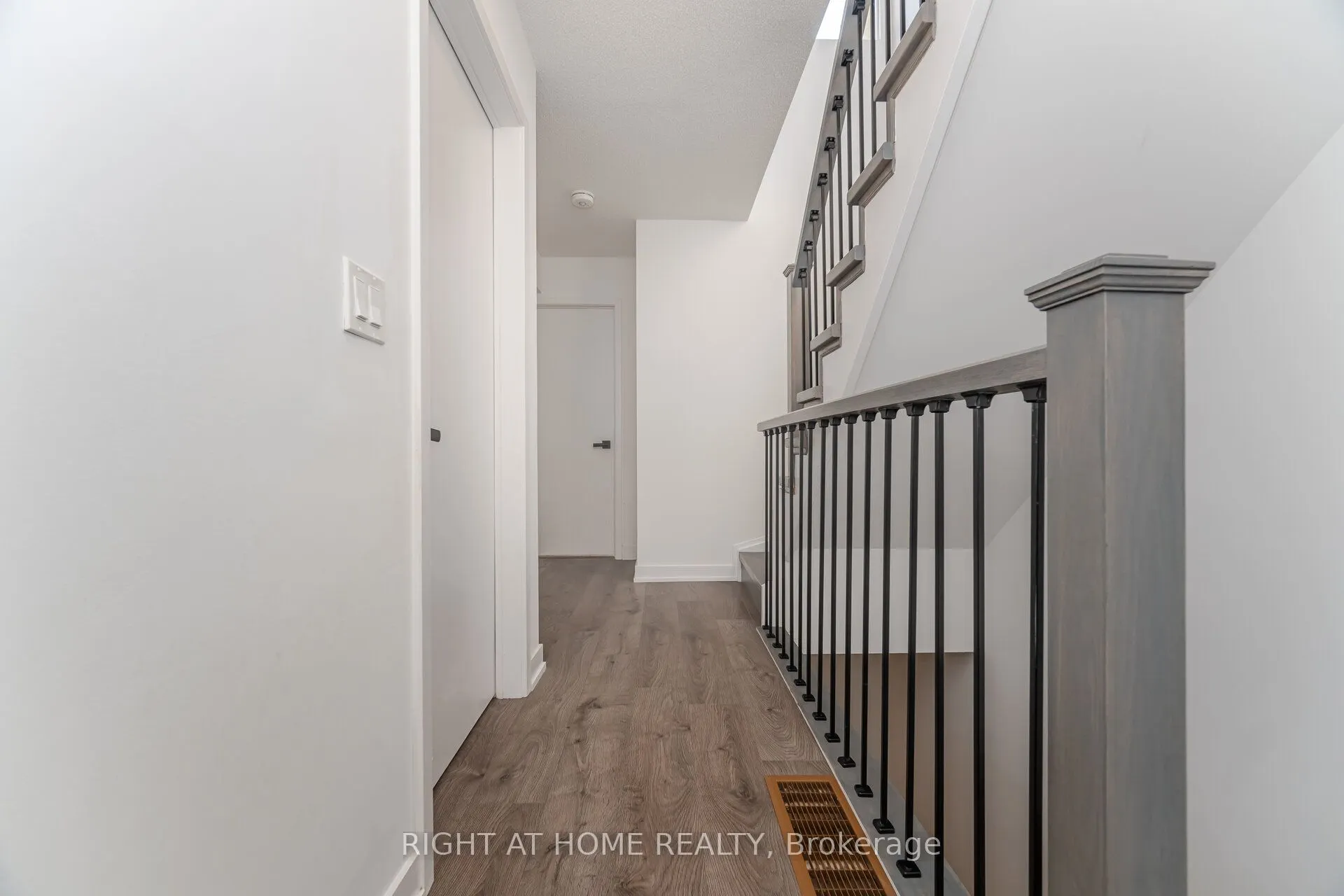 1121 Cooke Boulevard, #52