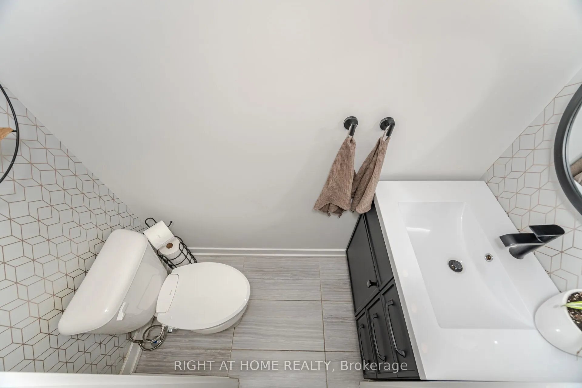 1121 Cooke Boulevard, #52