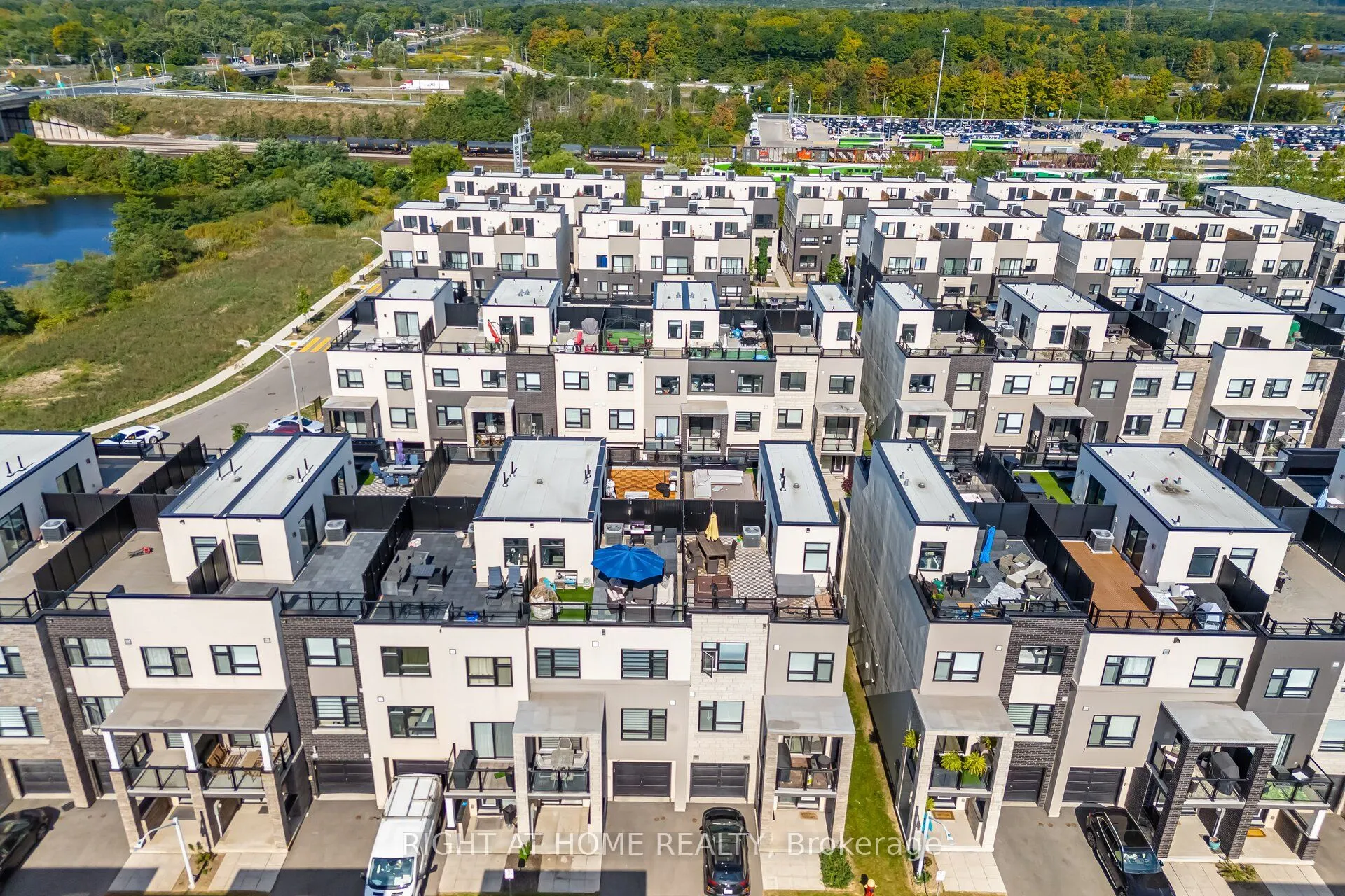 1121 Cooke Boulevard, #52