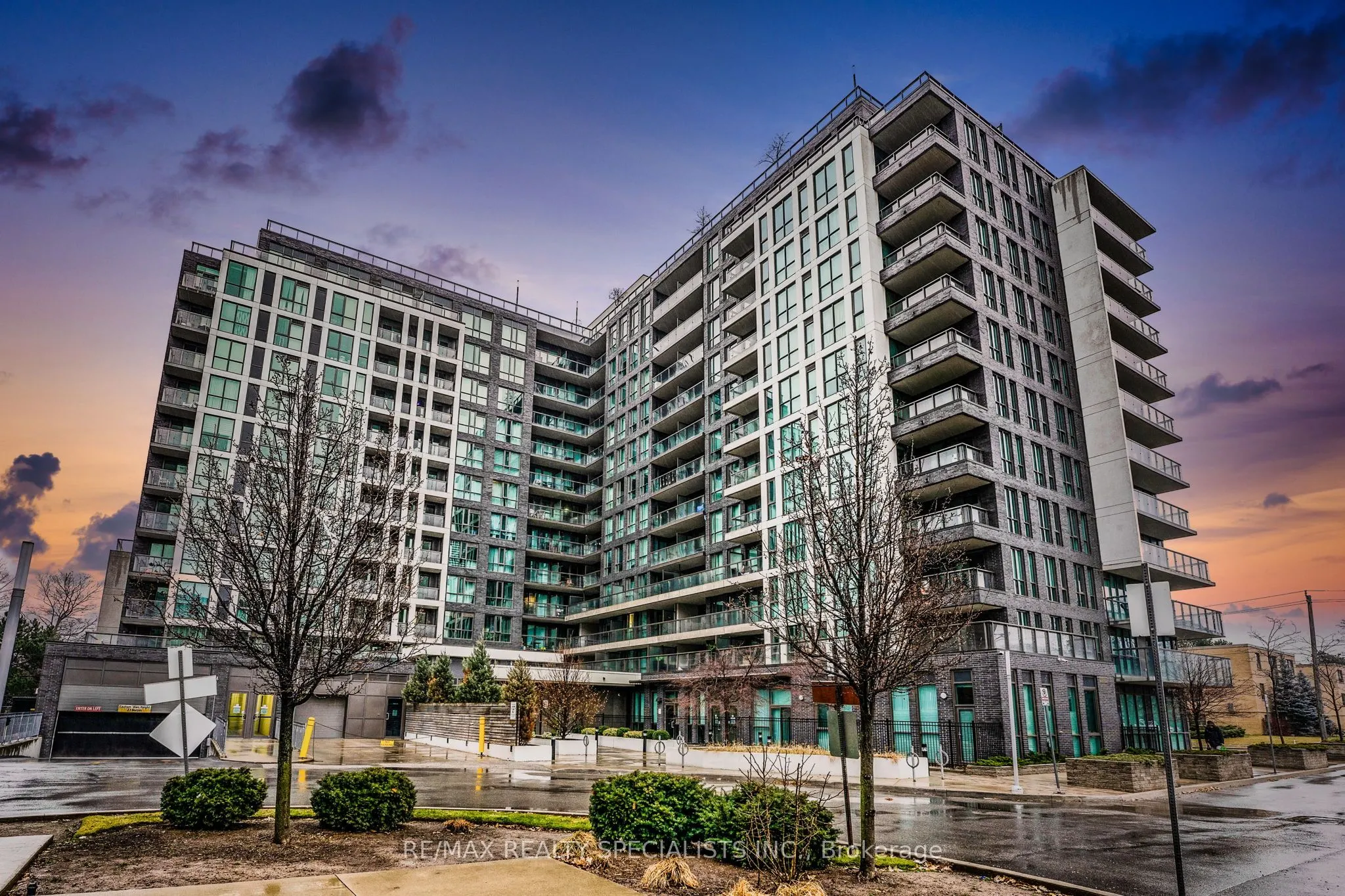 80 Esther Lorrie Drive, #1015