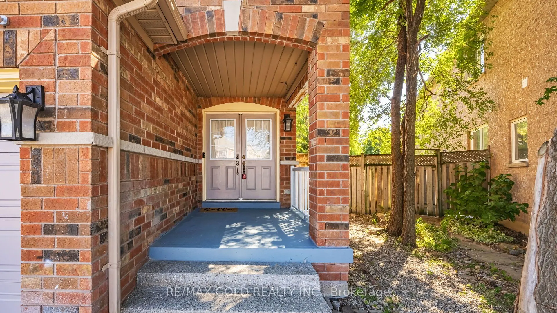 68 Dewridge Court