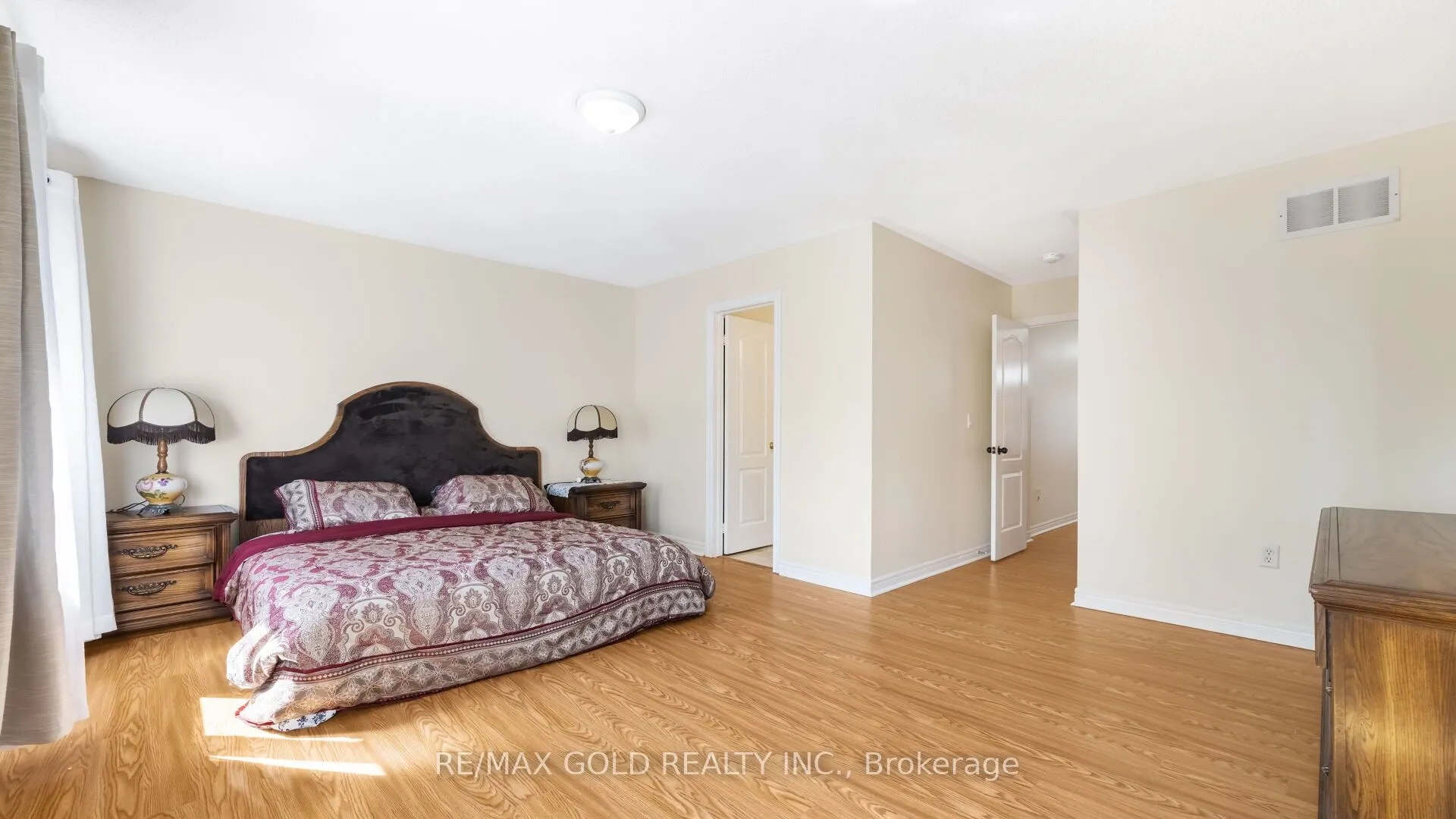 68 Dewridge Court