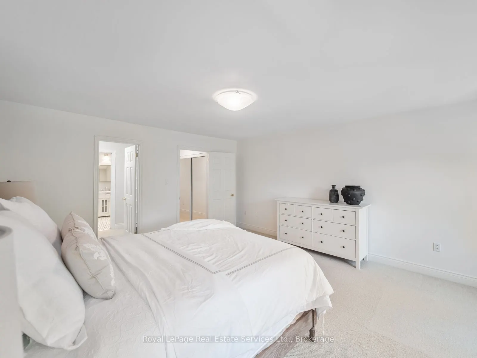 81 Brant Street