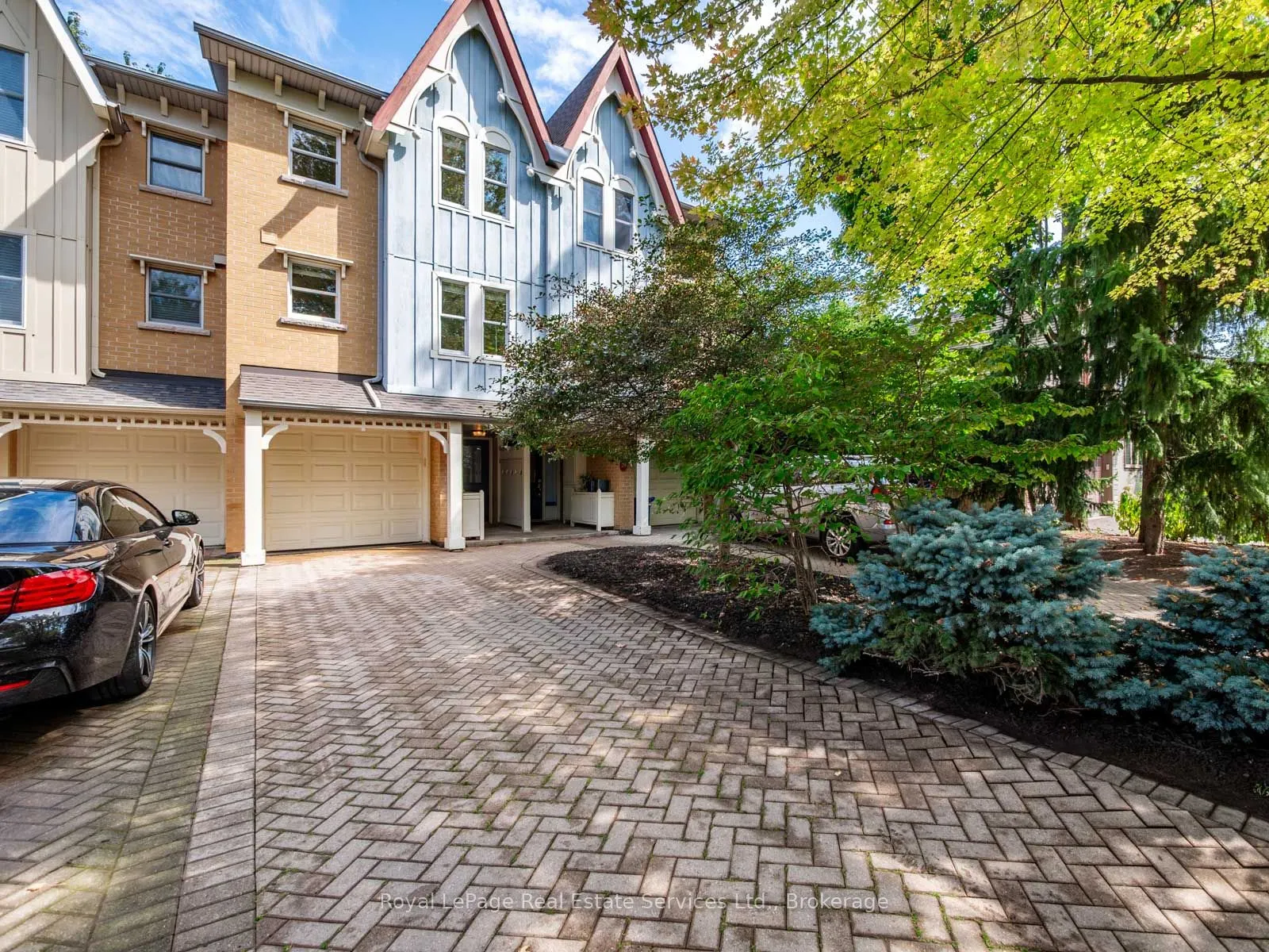 81 Brant Street