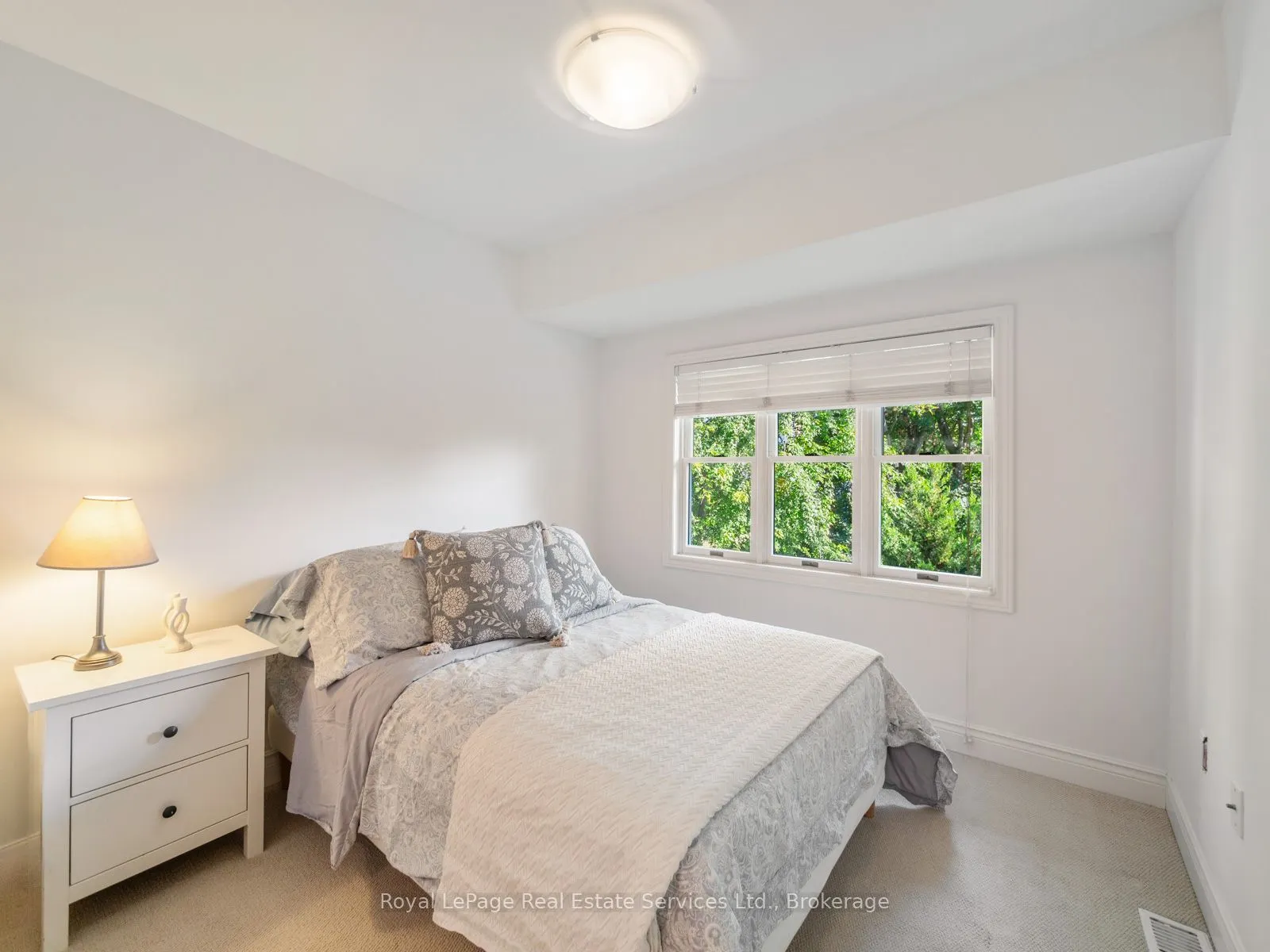 81 Brant Street