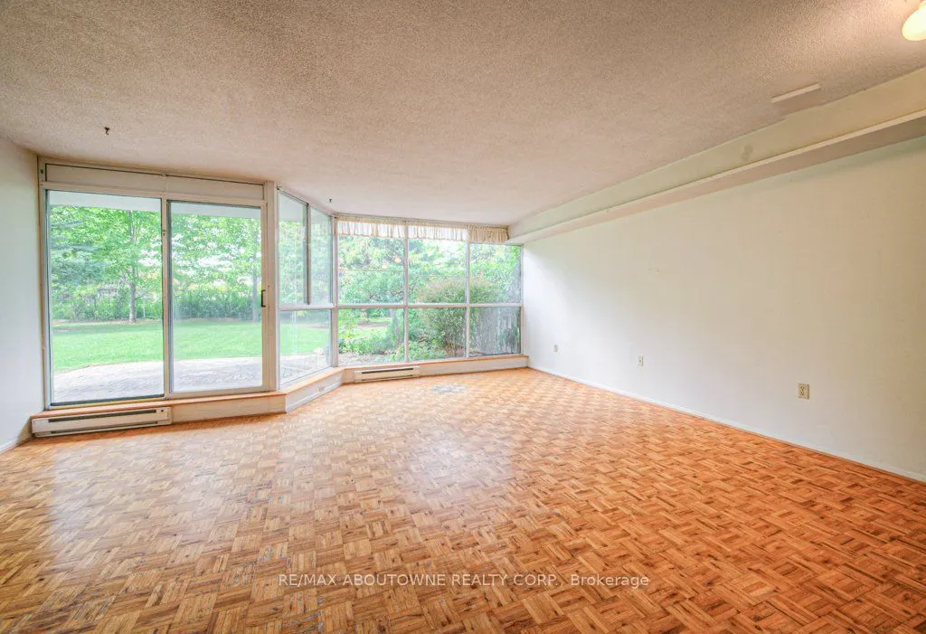 1071 Queens Avenue, #103