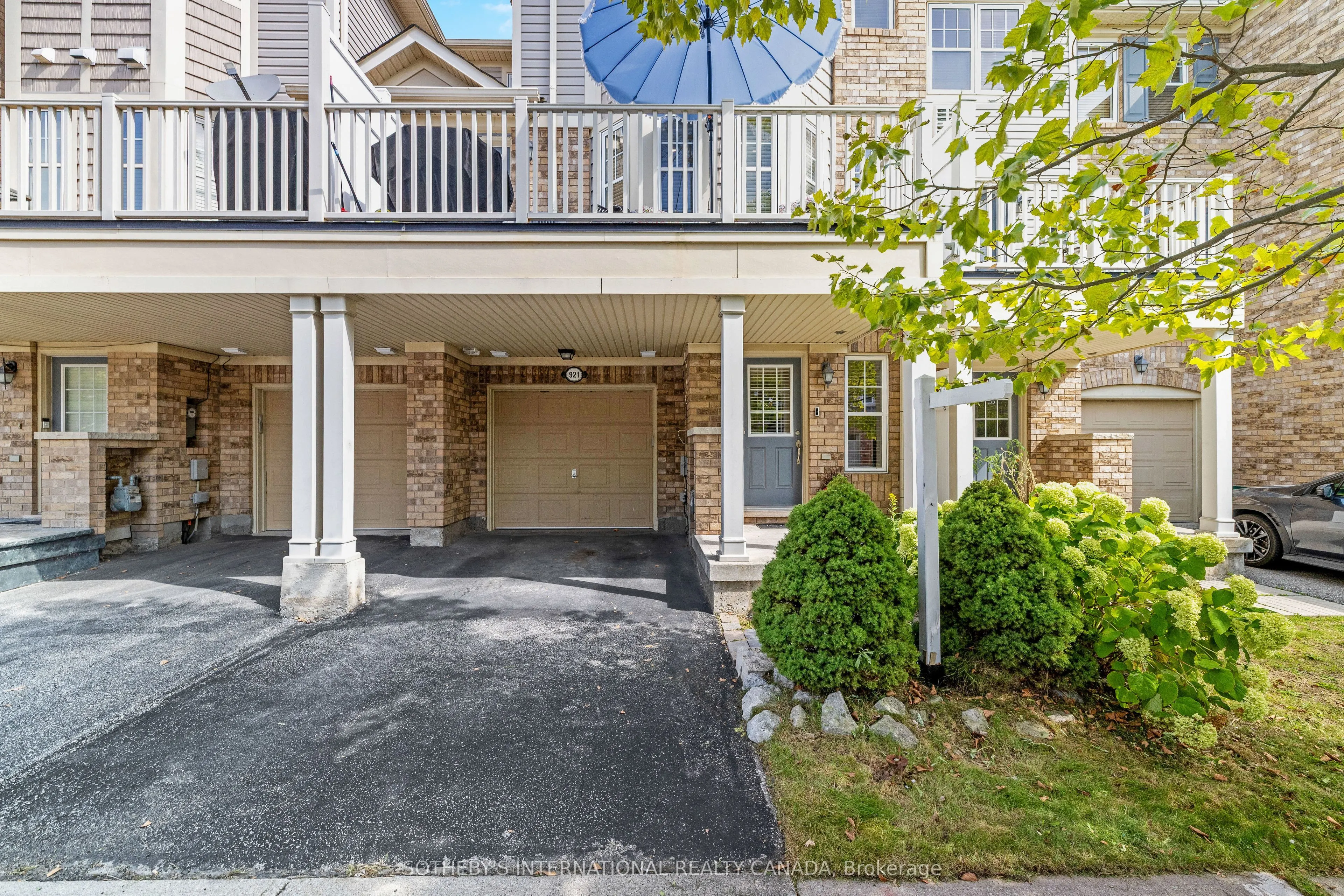 921 Burrows Gate