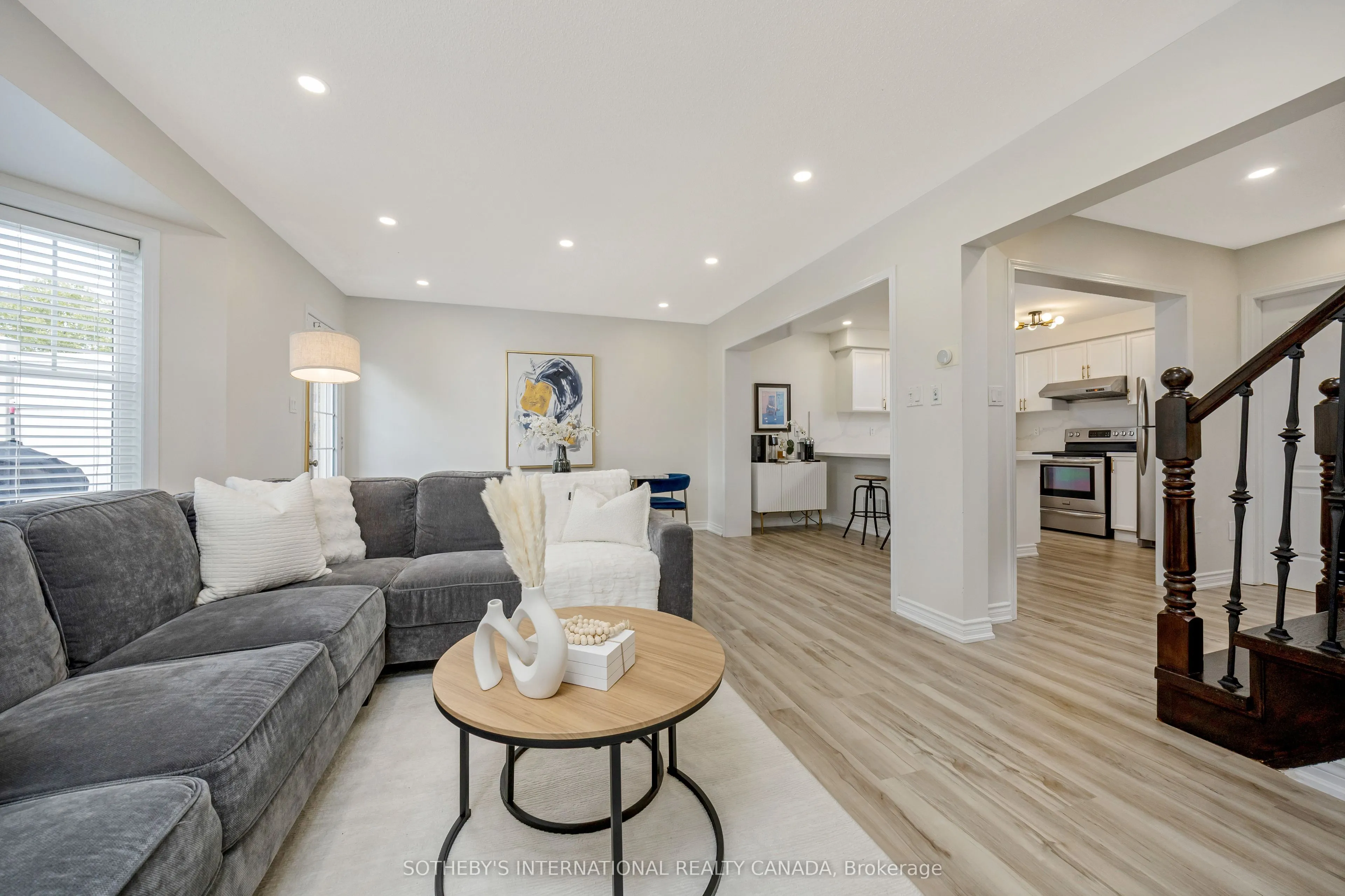 921 Burrows Gate