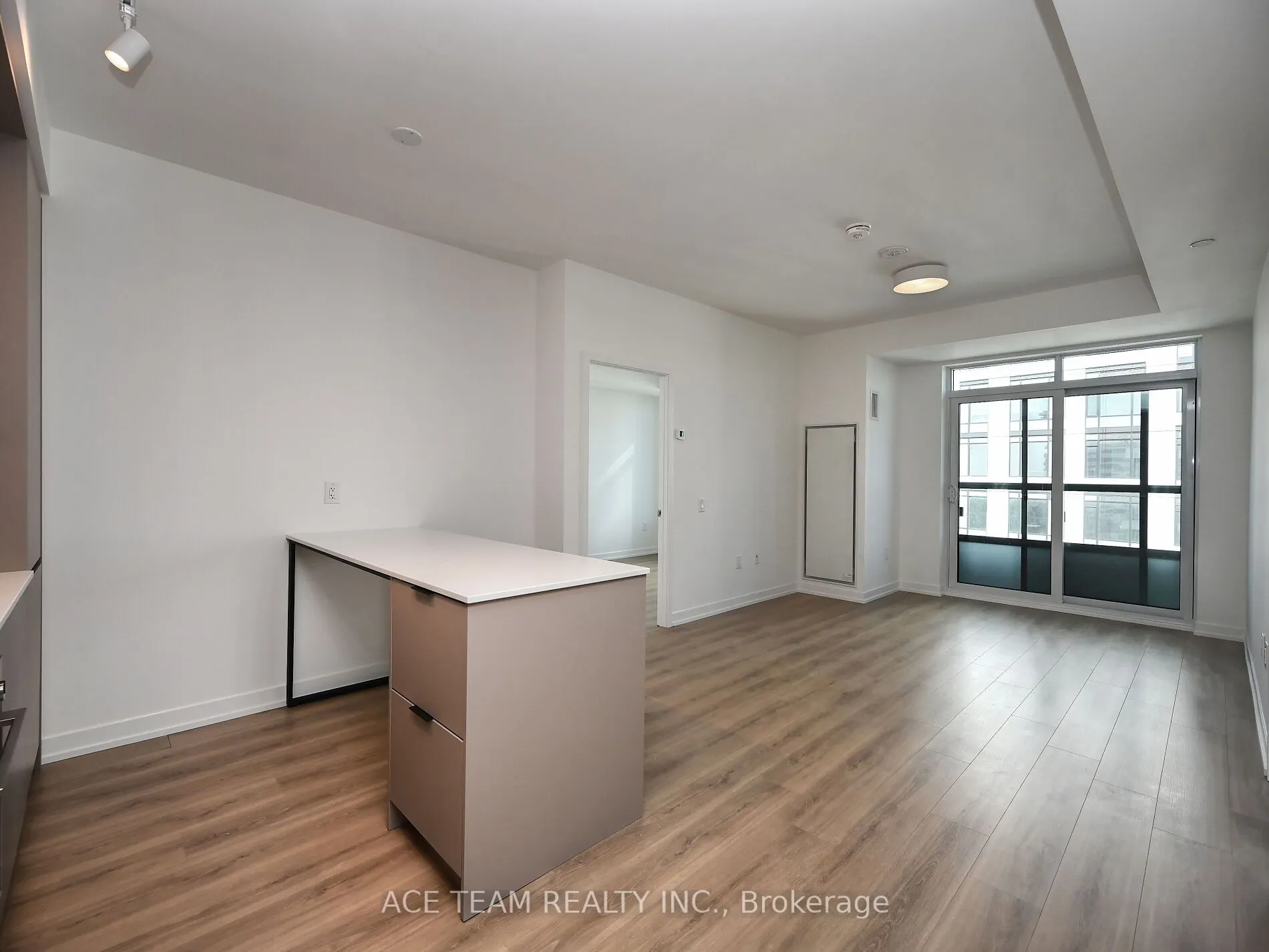 2485 Eglinton Avenue W, #1404