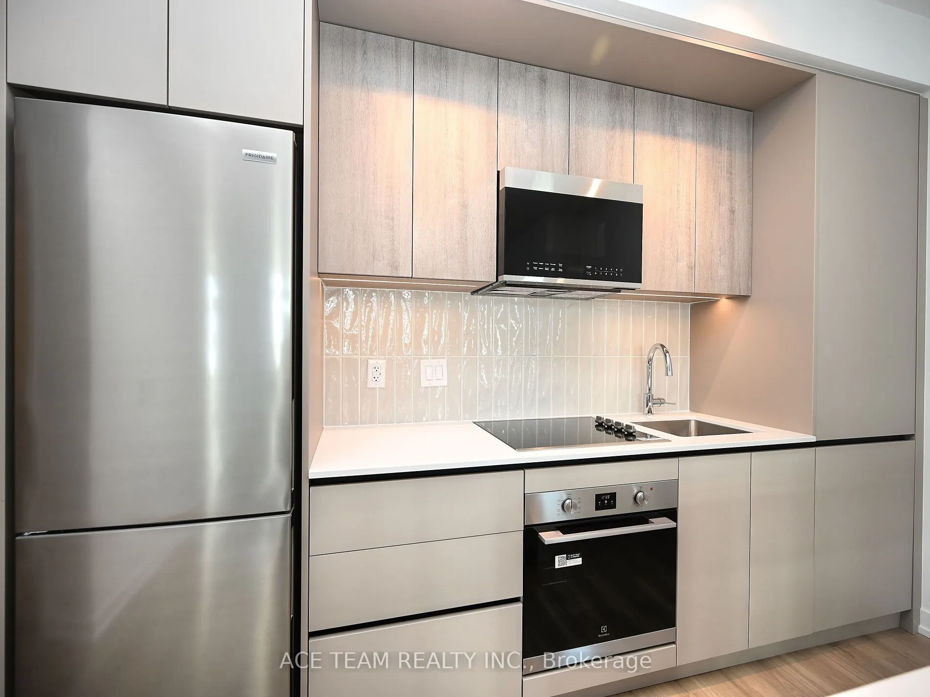 2485 Eglinton Avenue W, #1404