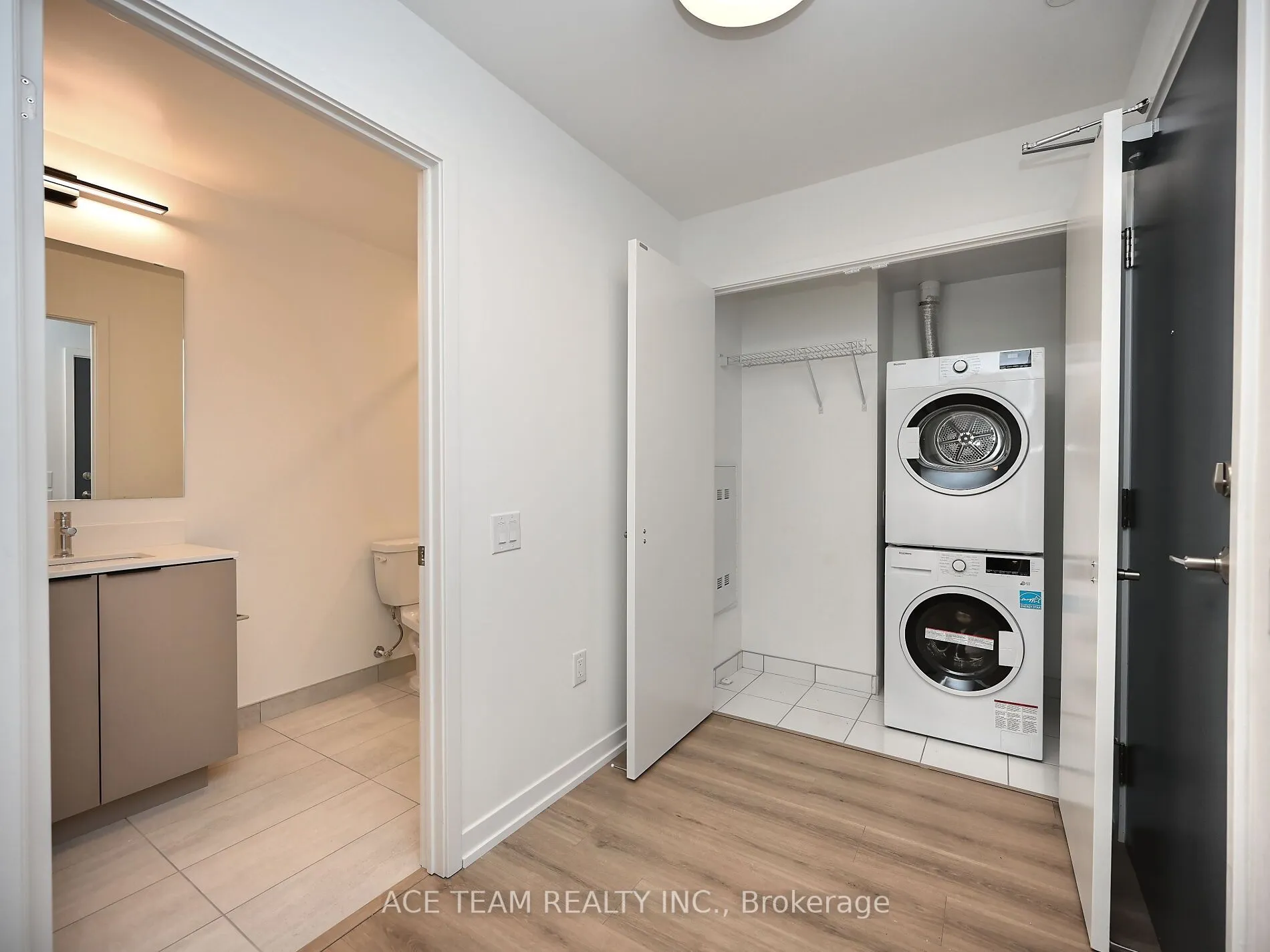 2485 Eglinton Avenue W, #1404