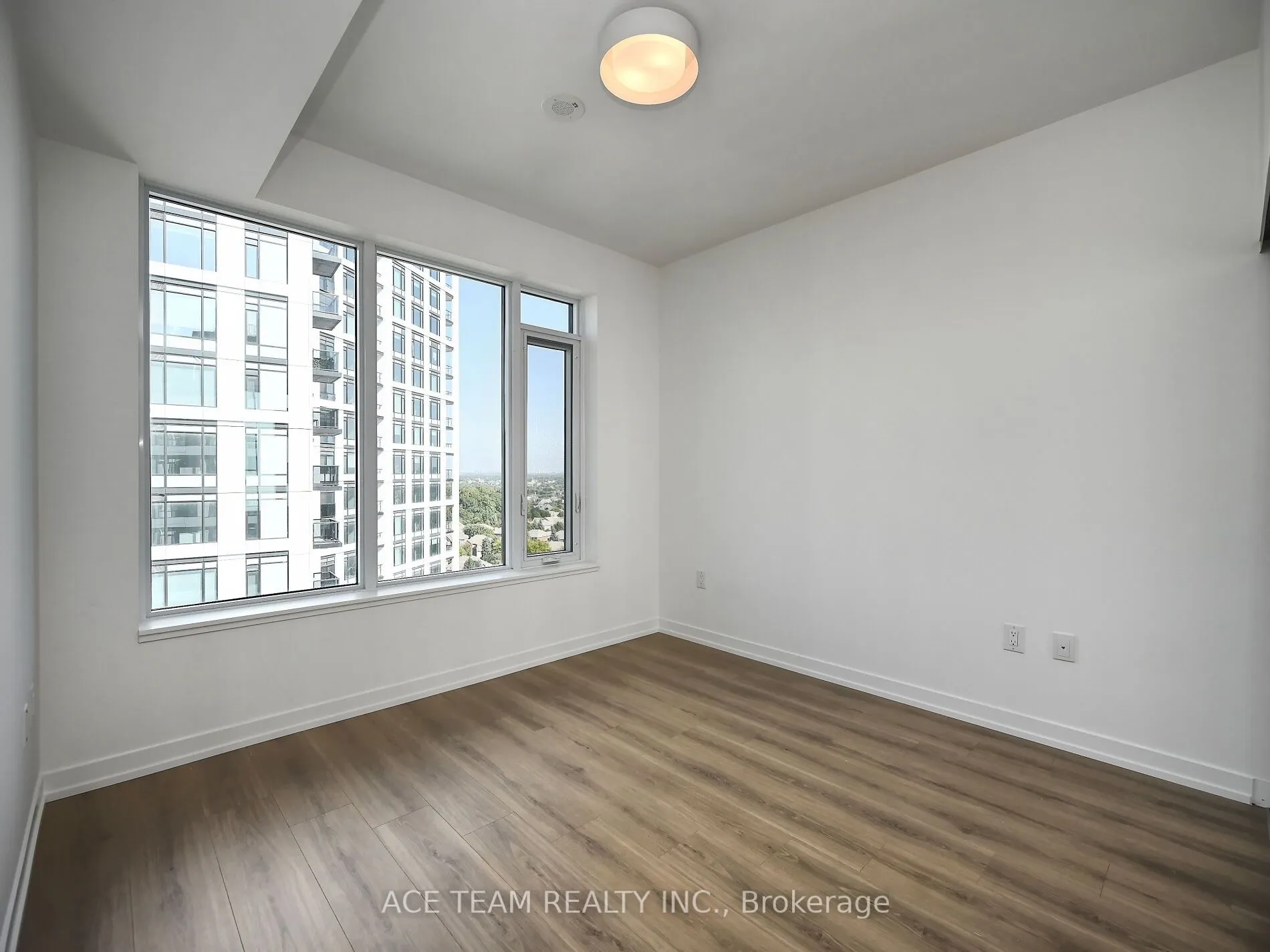 2485 Eglinton Avenue W, #1404