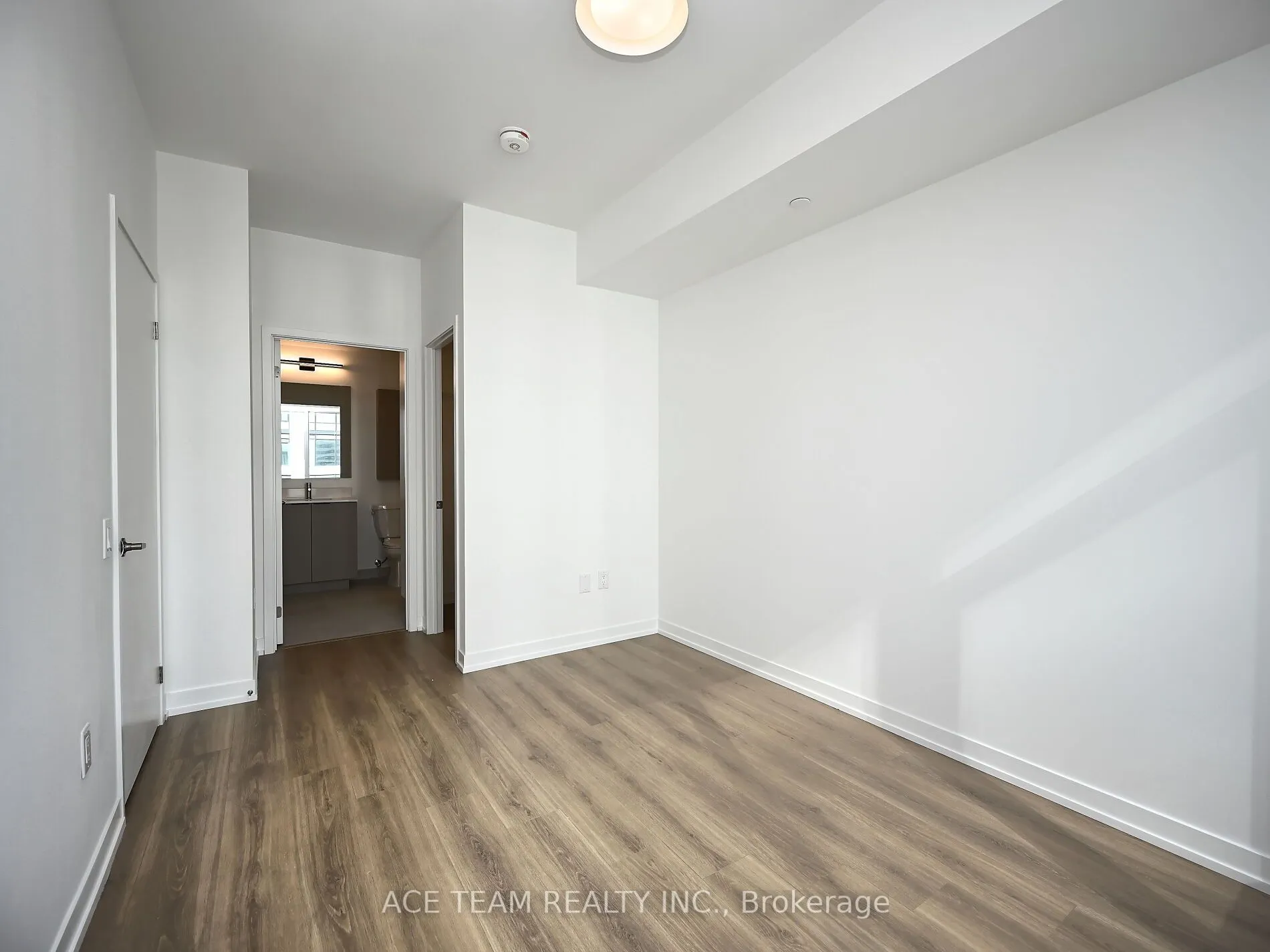 2485 Eglinton Avenue W, #1404