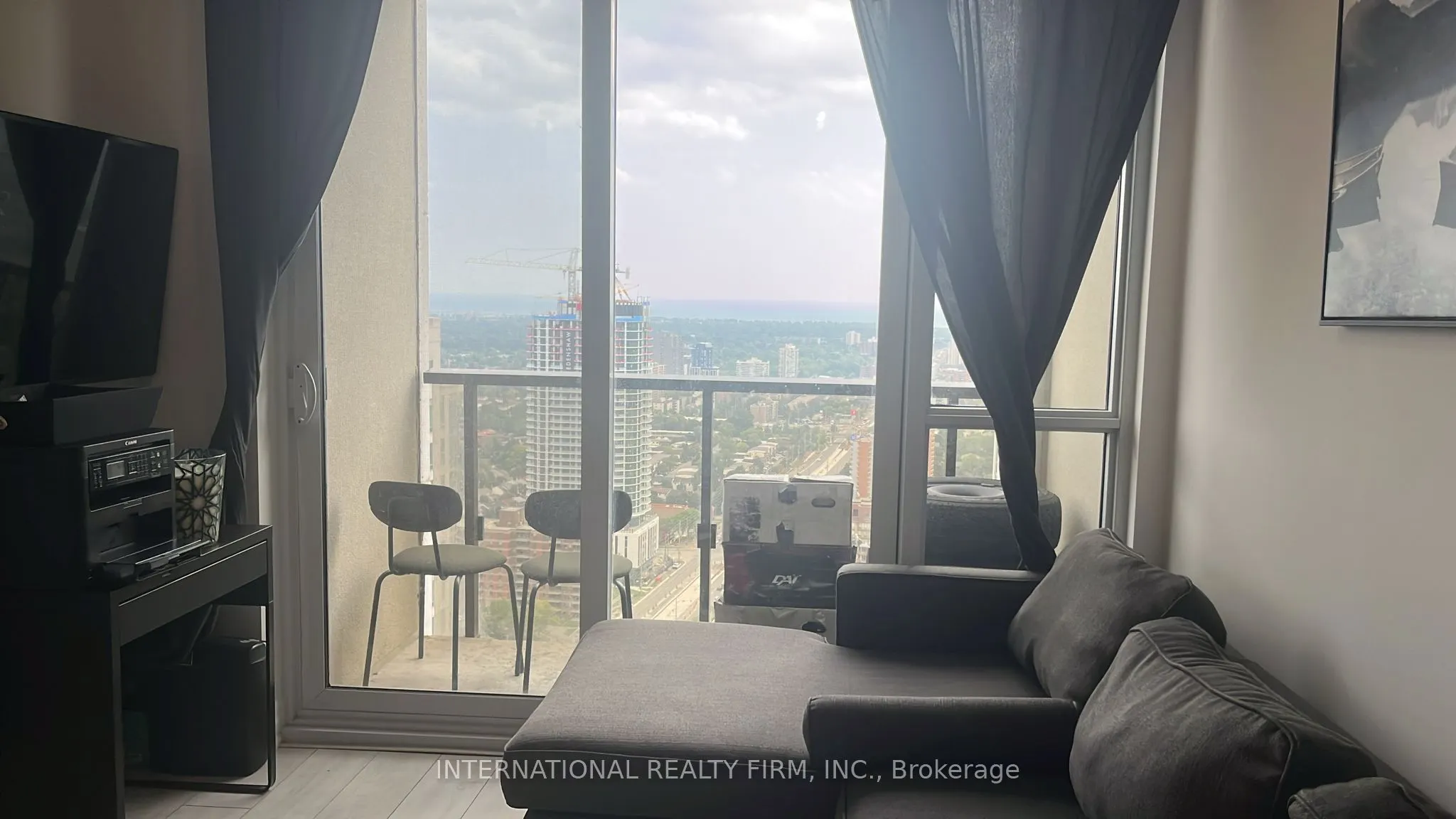 30 Elm Drive W, #3407