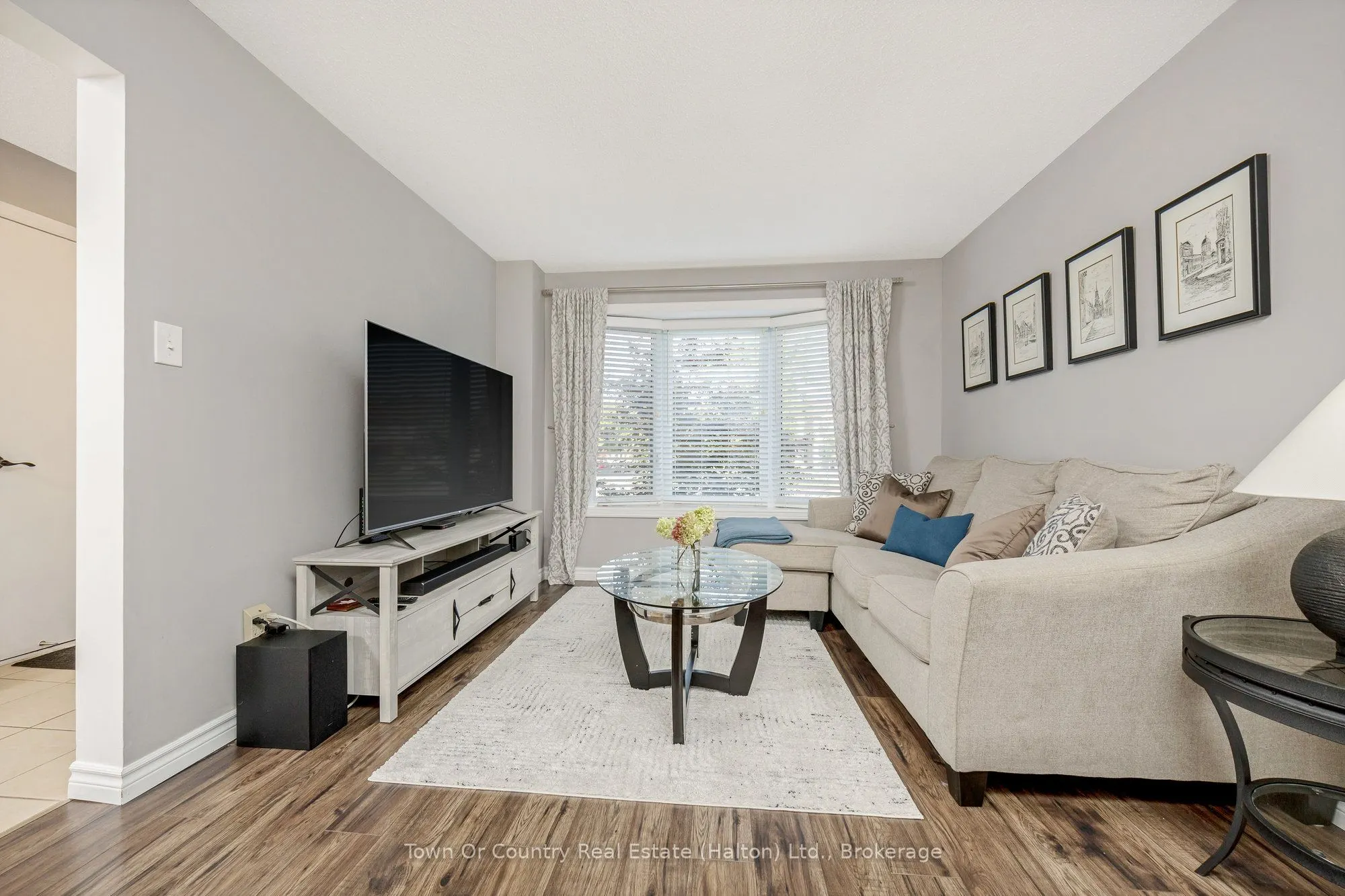574 LAURIER Avenue