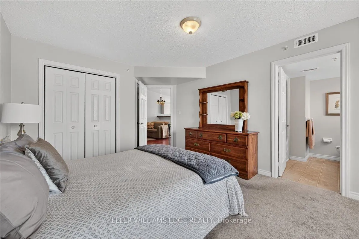 2055 Appleby Line, #402