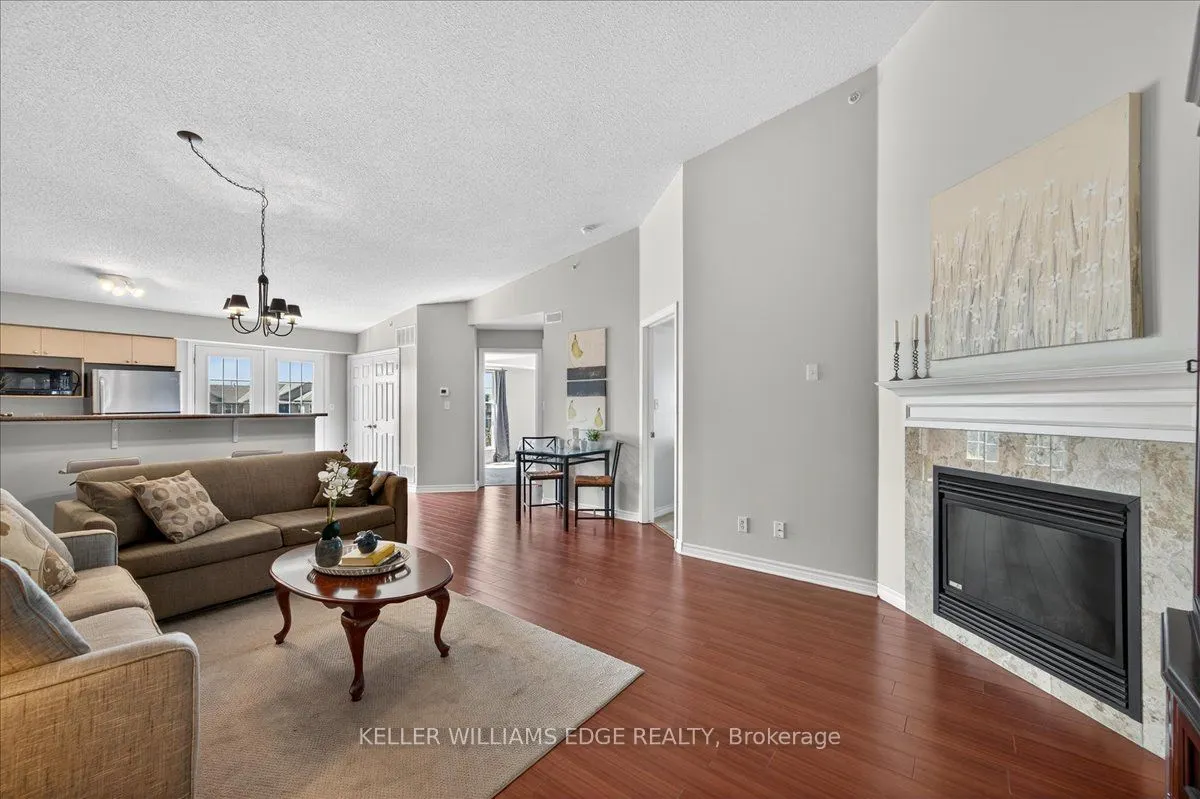 2055 Appleby Line, #402