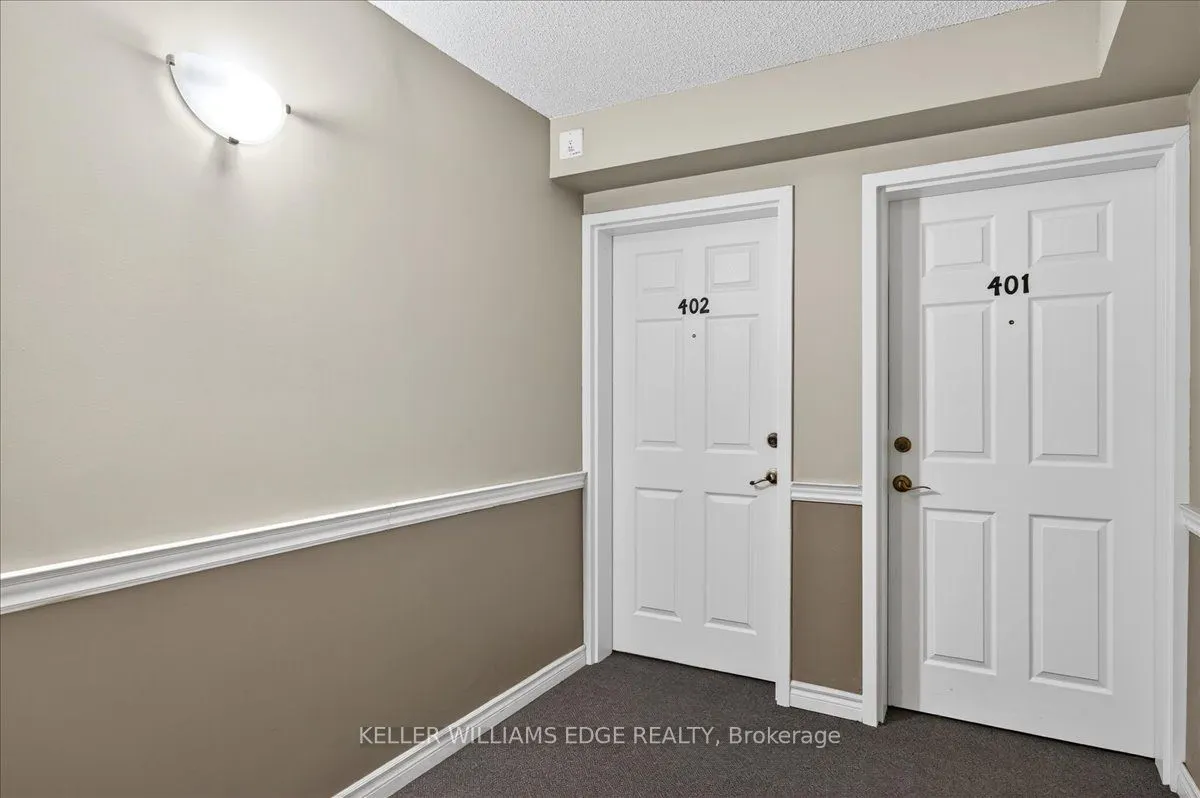 2055 Appleby Line, #402