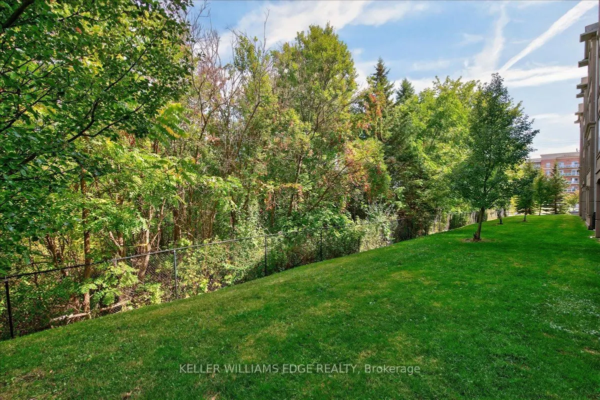 2055 Appleby Line, #402