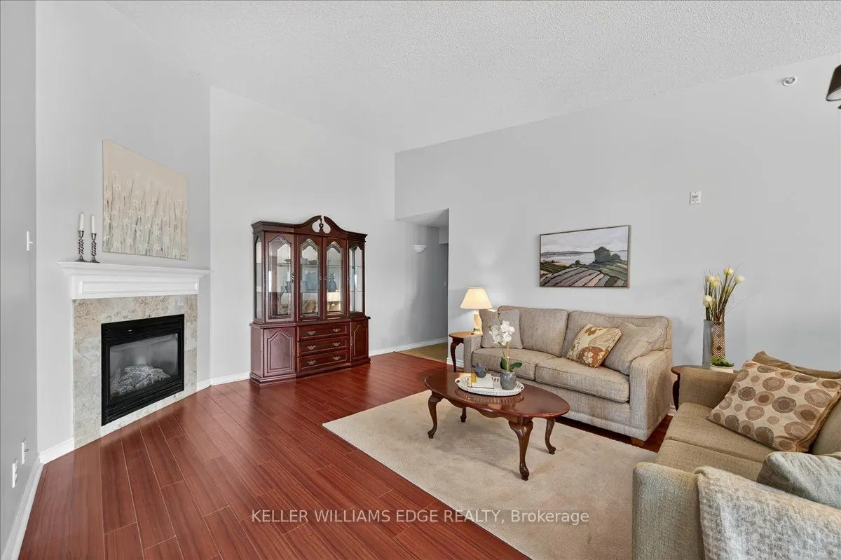 2055 Appleby Line, #402