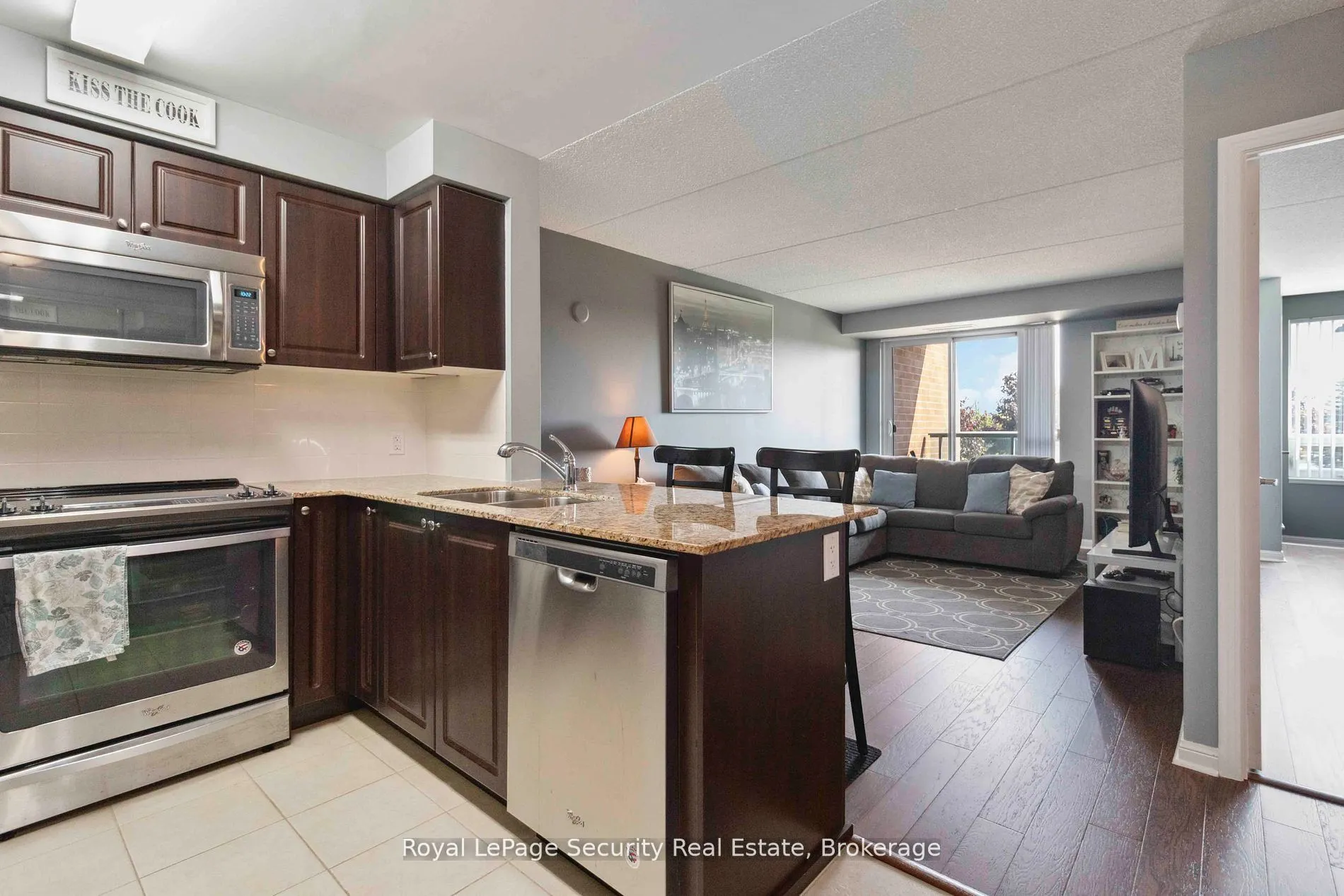 50 Via Rosedale Way, #210