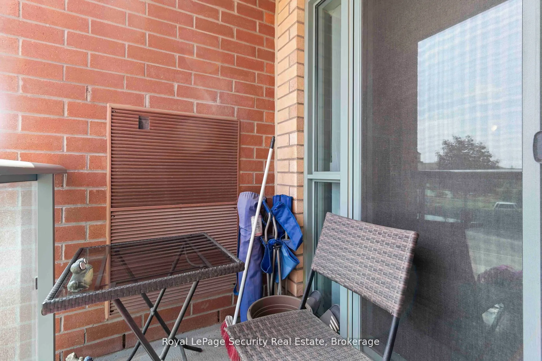 50 Via Rosedale Way, #210