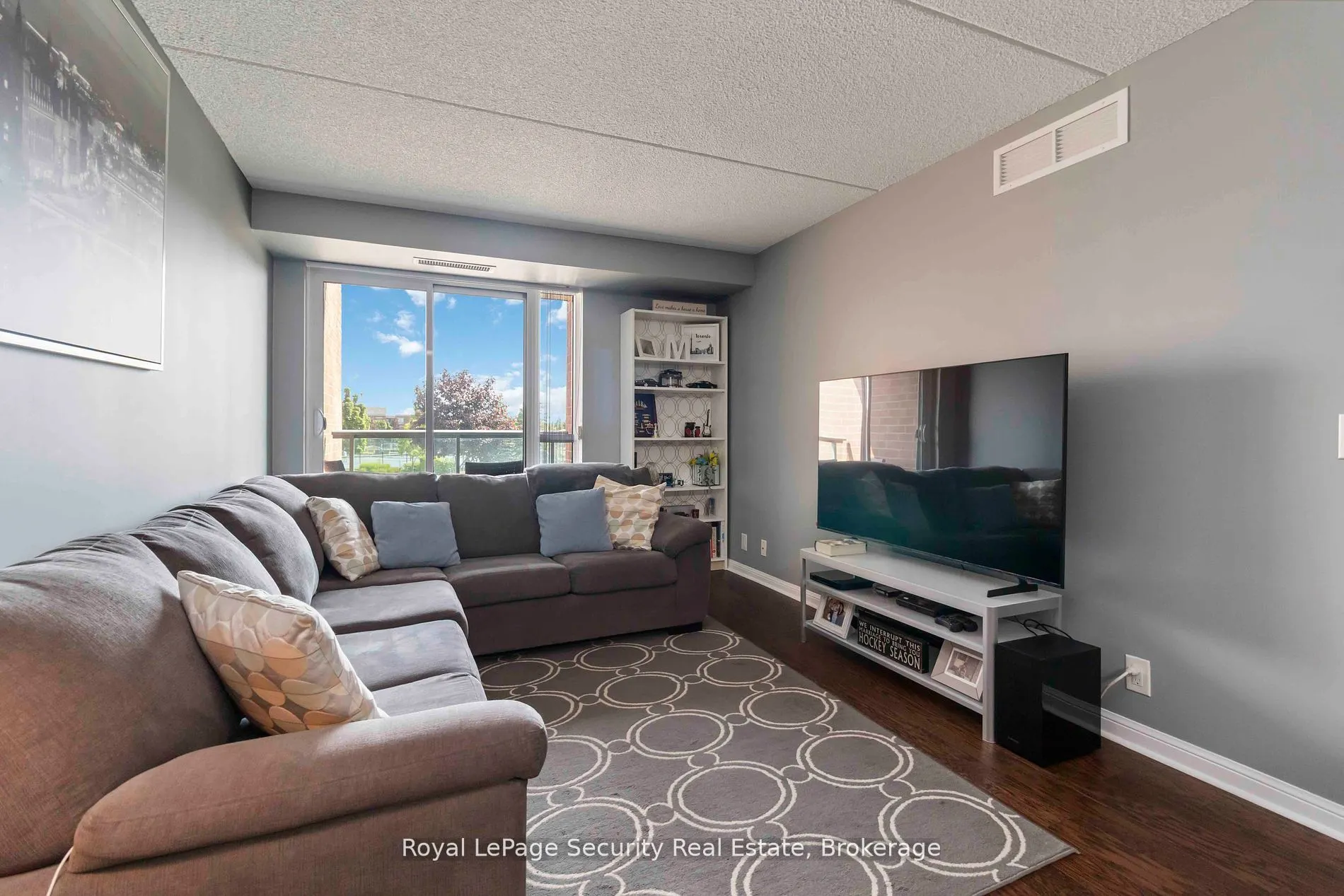 50 Via Rosedale Way, #210