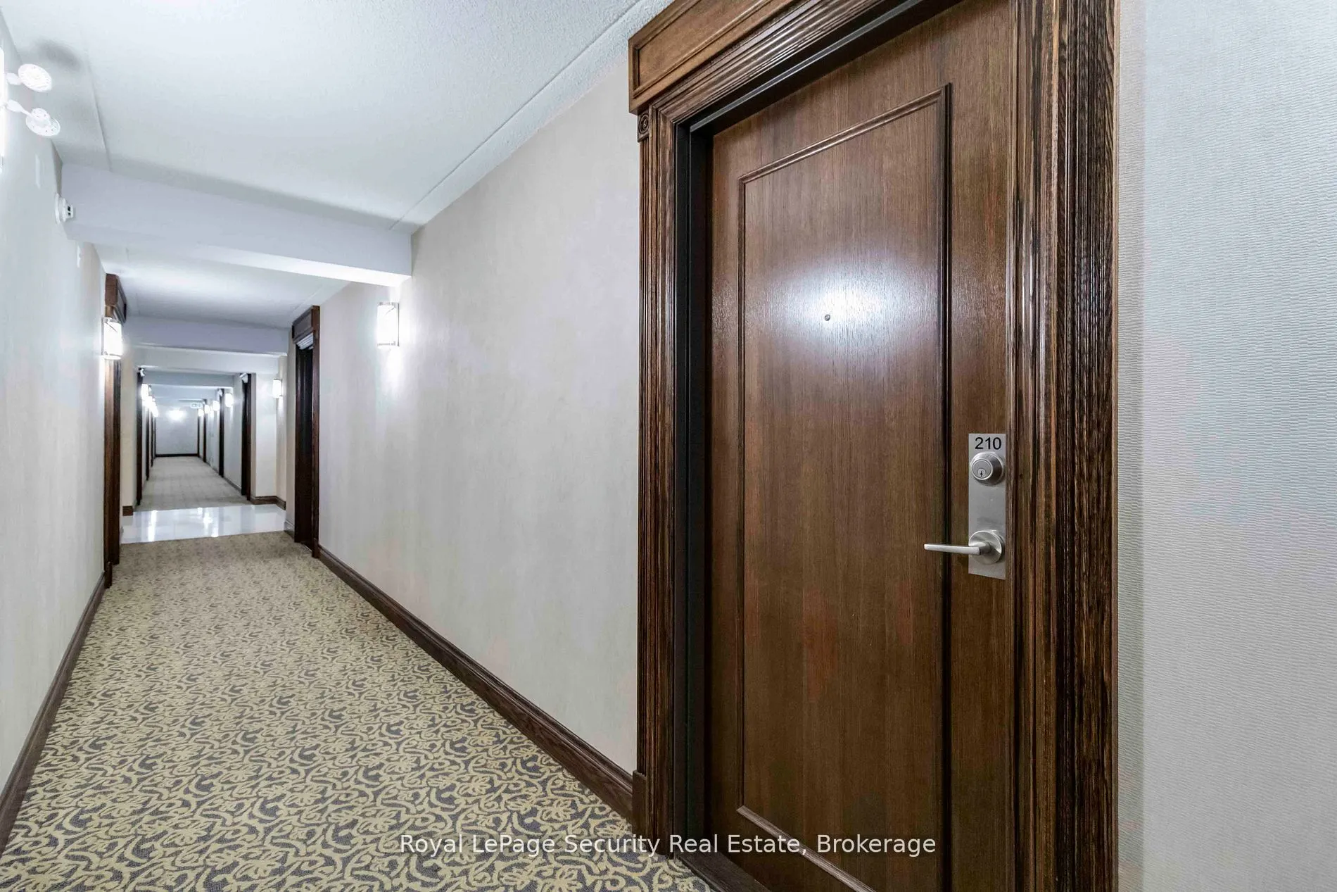 50 Via Rosedale Way, #210